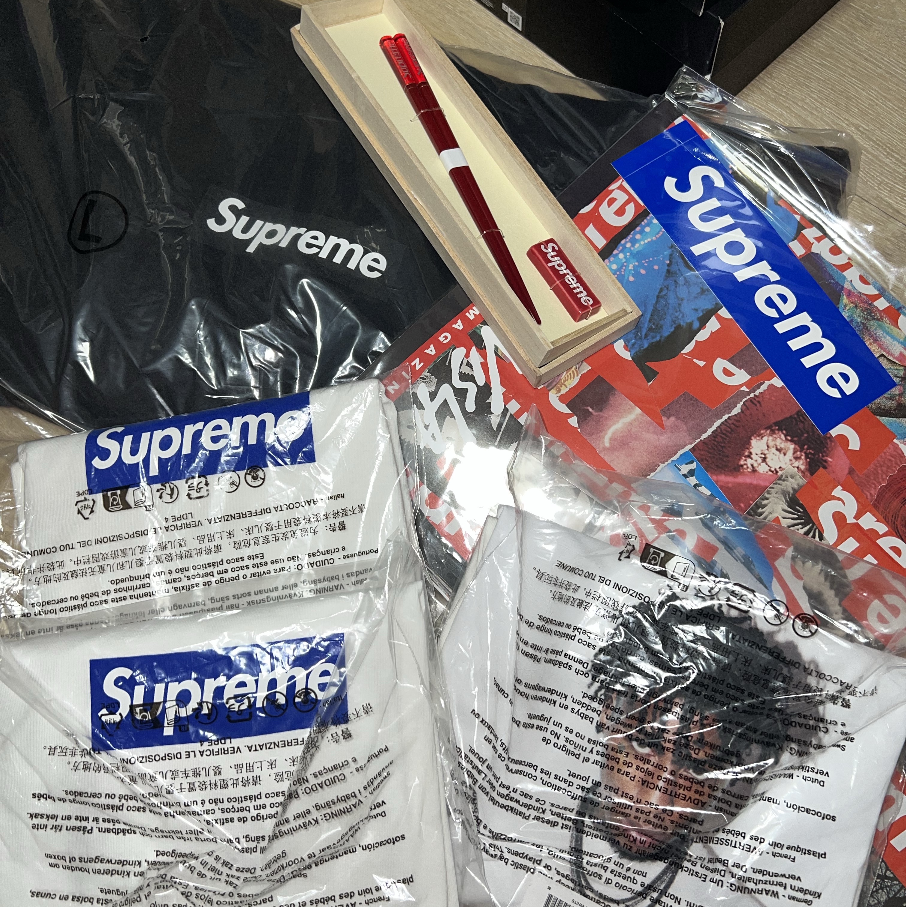 Supreme Seoul Box Logo Hooded Sweatshirt Black - 23FW 착용 스타일