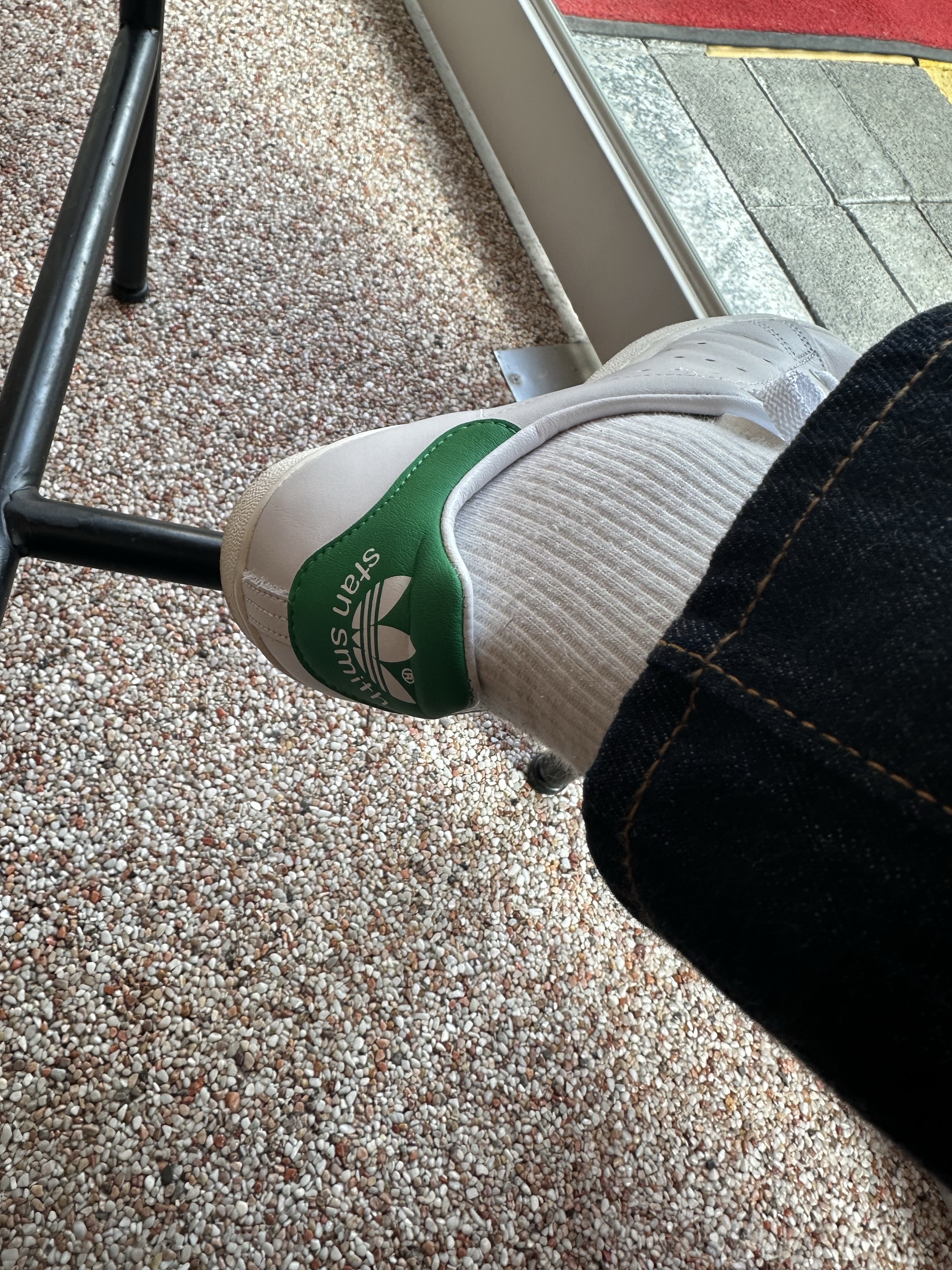 Adidas Stan Smith 80s Cloud White Green 착용 스타일 - 1