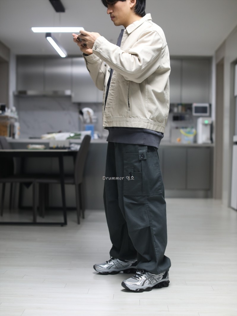 Asics Gel-Quantum Kinetic Mid Grey Pure Silver 착용 스타일