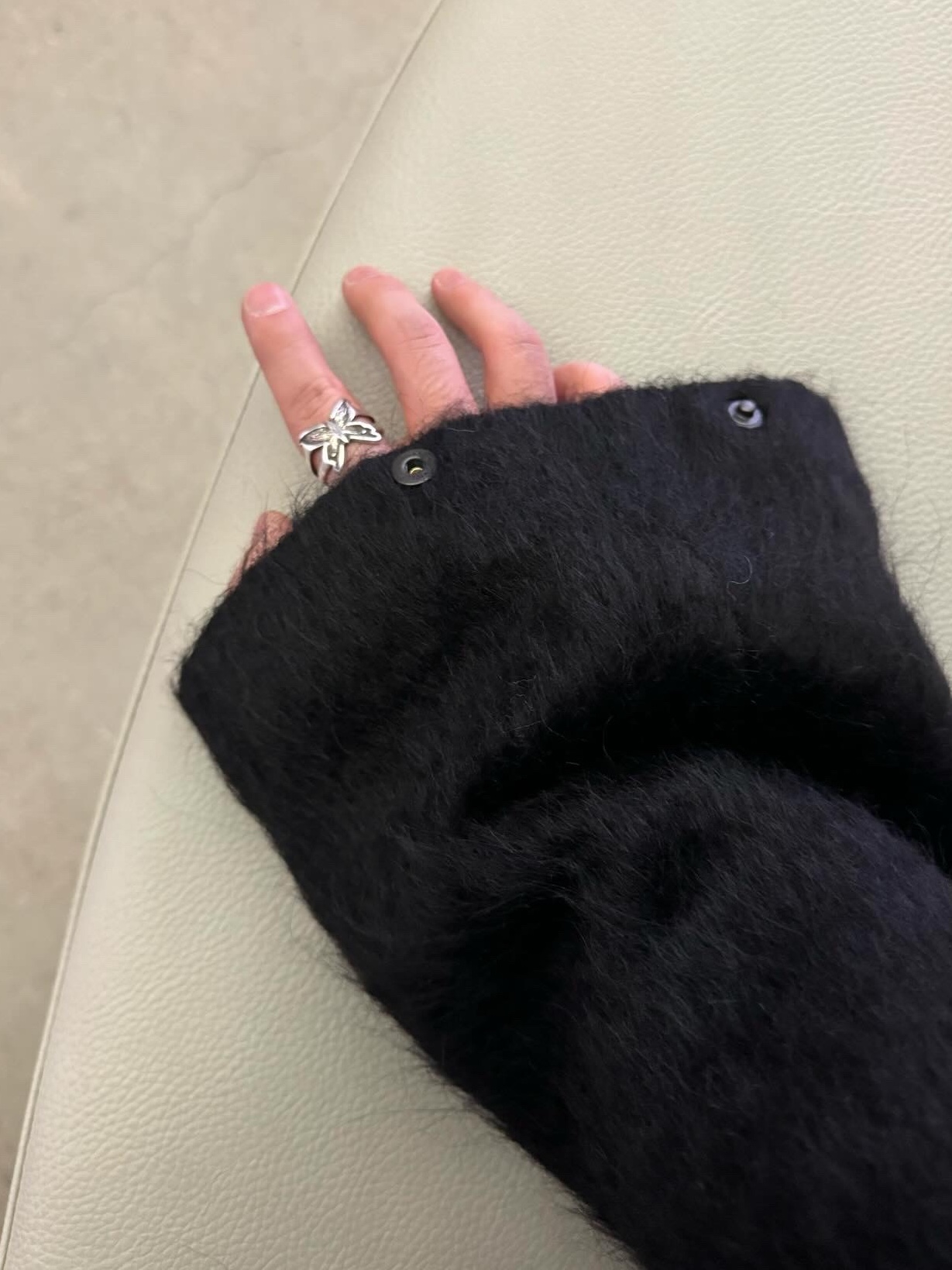 OMO Flared Cuffs Mohair Jacket Black, Balenciaga Steroid Derby Black 착용 스타일 - 3