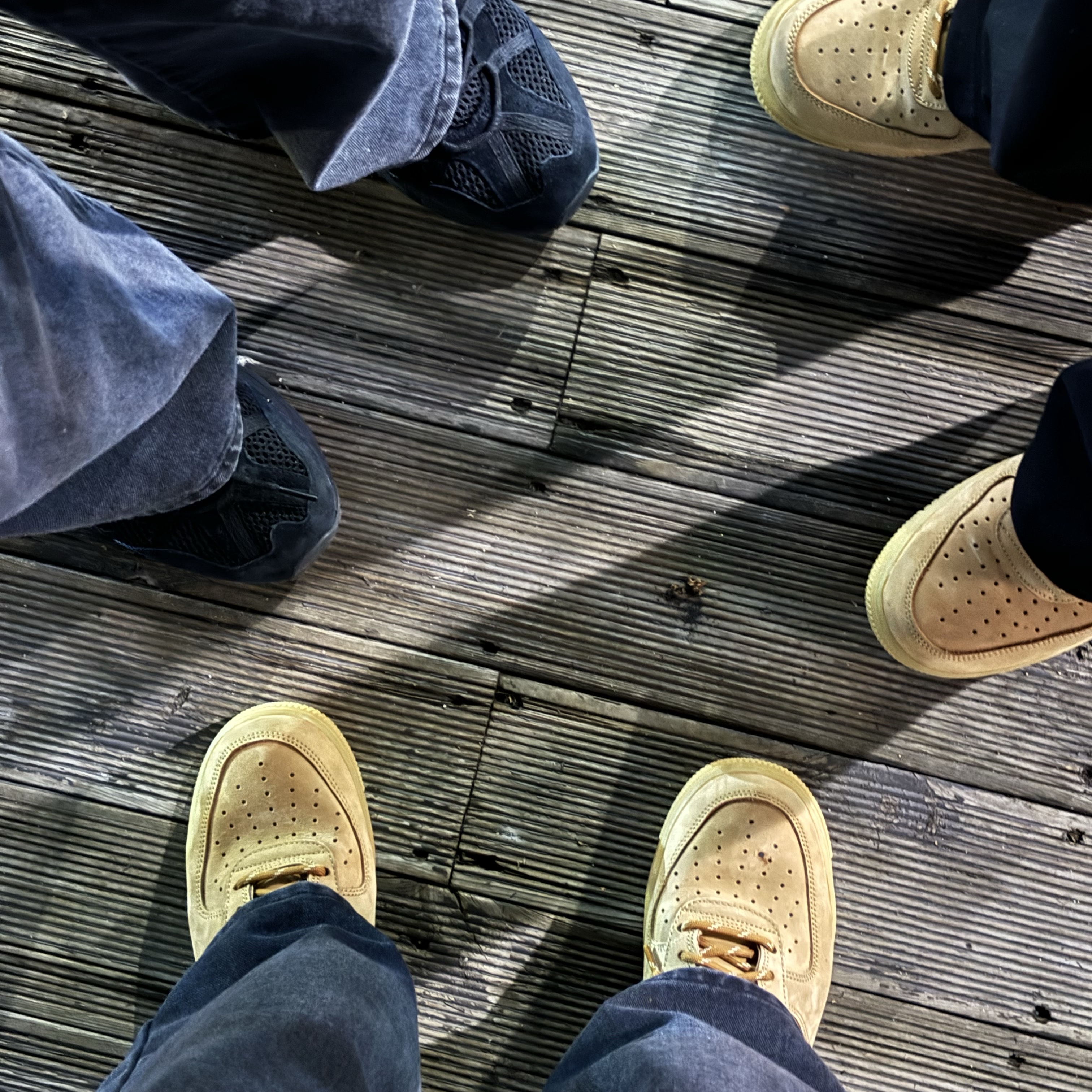 Nike Air Force 1 '07 WB Flax, Asics Gel-Sonoma 15-50 Black 착용 스타일