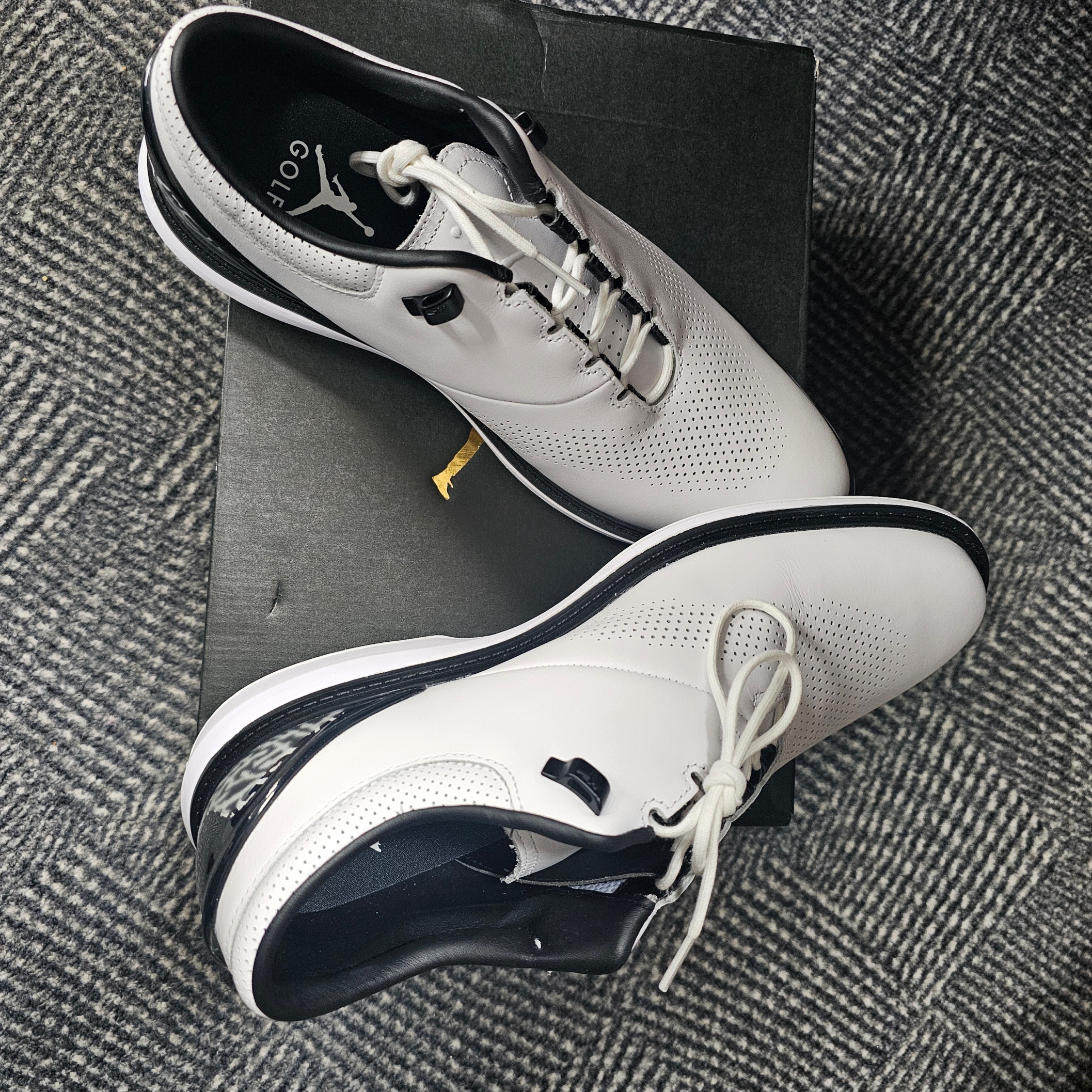 Jordan ADG 4 Golf White Black 착용 스타일