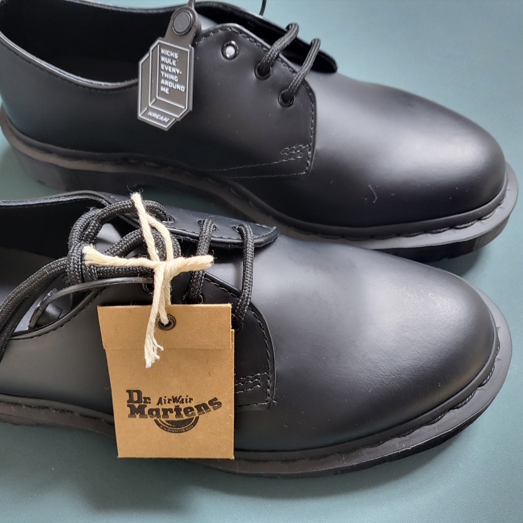 Dr. Martens 1461 Mono Black 착용 스타일