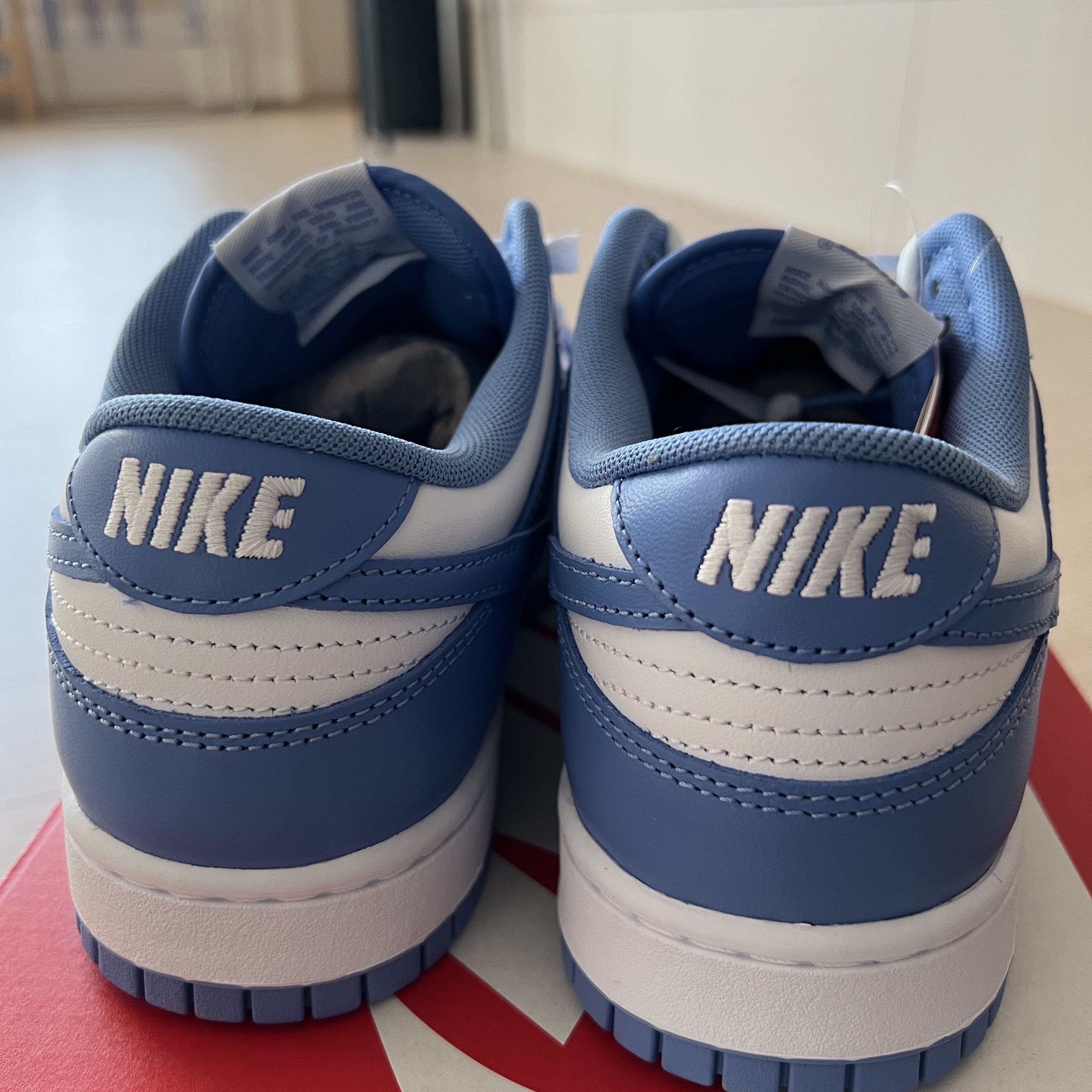 Nike Dunk Low Retro White Polar Blue 착용 스타일