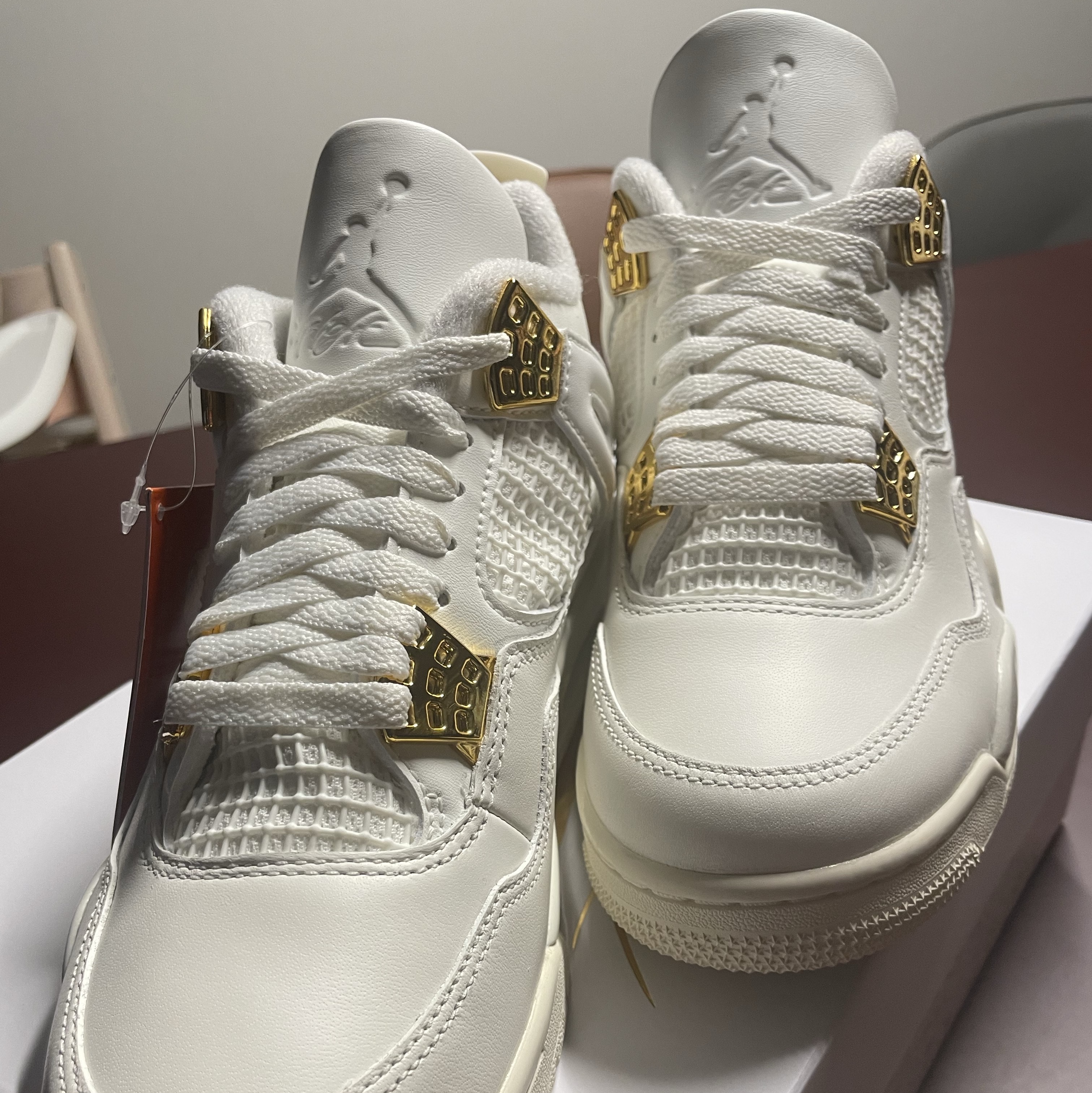 (W) Jordan 4 Retro Metallic Gold 착용 스타일 - 6