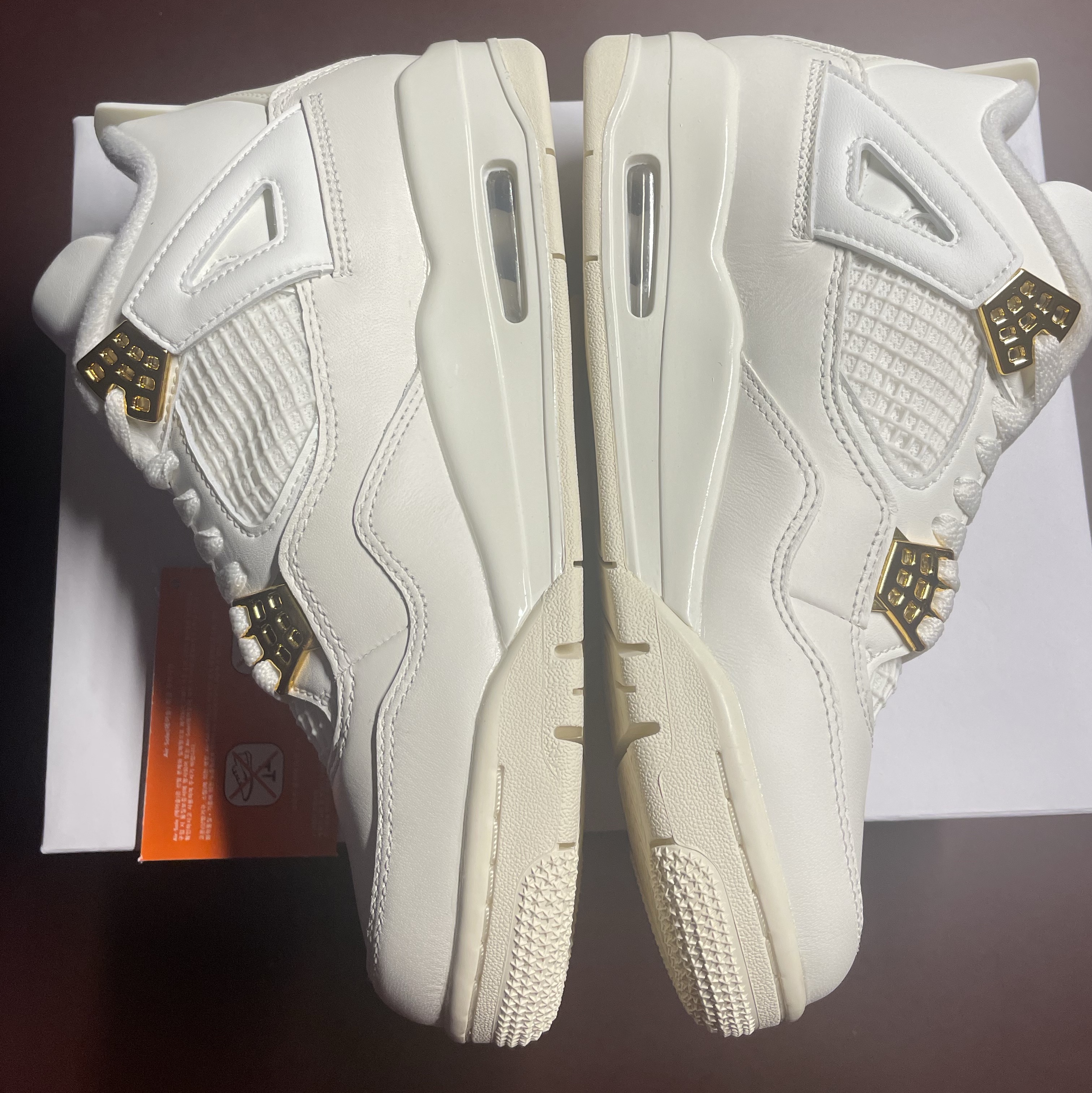 (W) Jordan 4 Retro Metallic Gold 착용 스타일 - 5