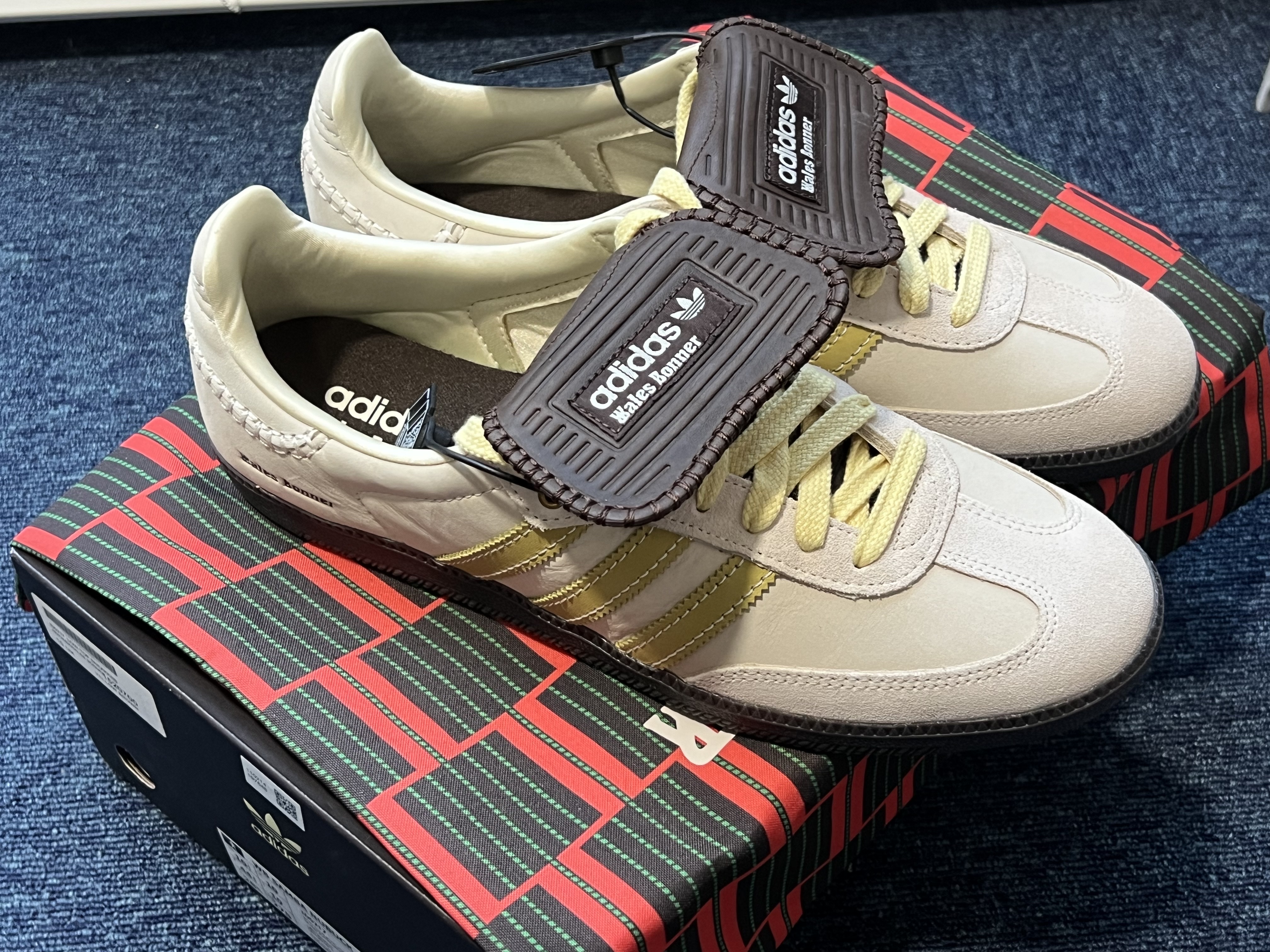 Adidas x Wales Bonner Samba Brown Ecru Tint 착용 스타일 - 1