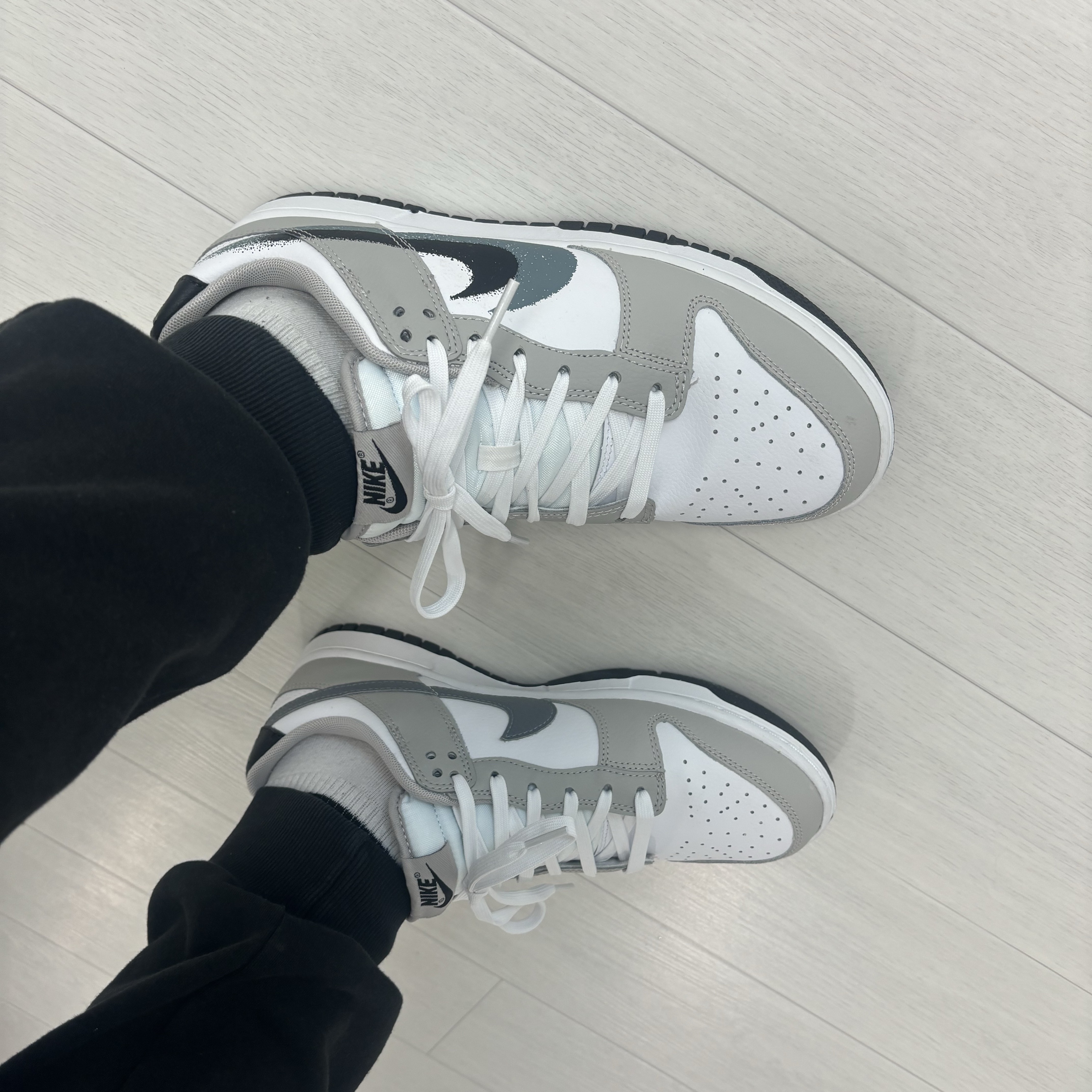 Nike Dunk Low Cool Grey White 착용 스타일