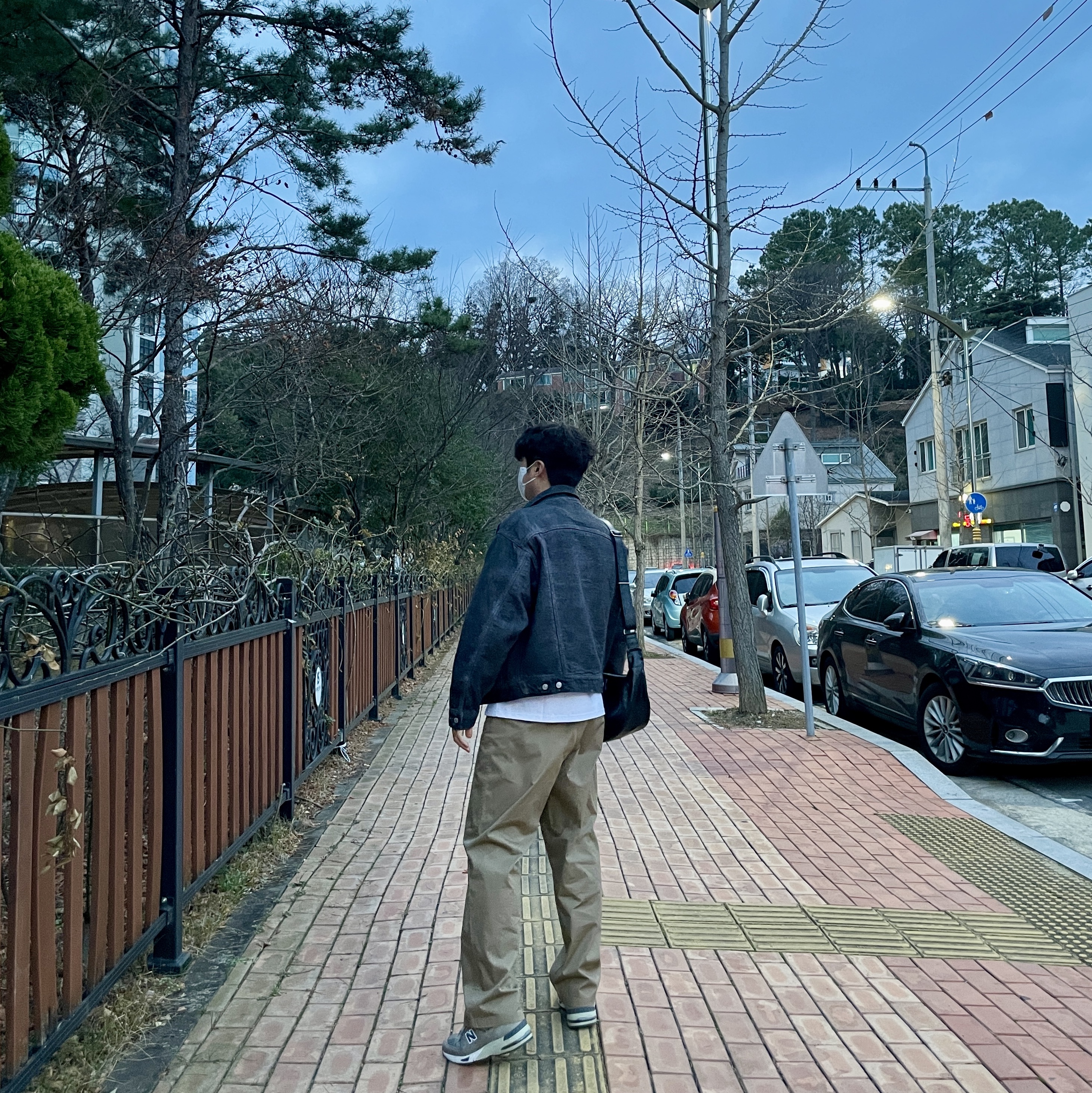Stussy x Levi's Jacquard Trucker Jacket Black 착용 스타일 - 2