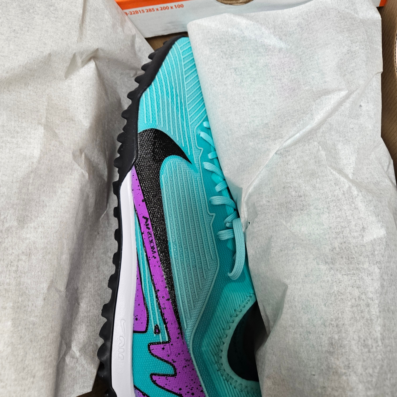 Nike Zoom Mercurial Vapor 15 Pro TF Hyper Turquoise Fuchsia Dream 착용 스타일
