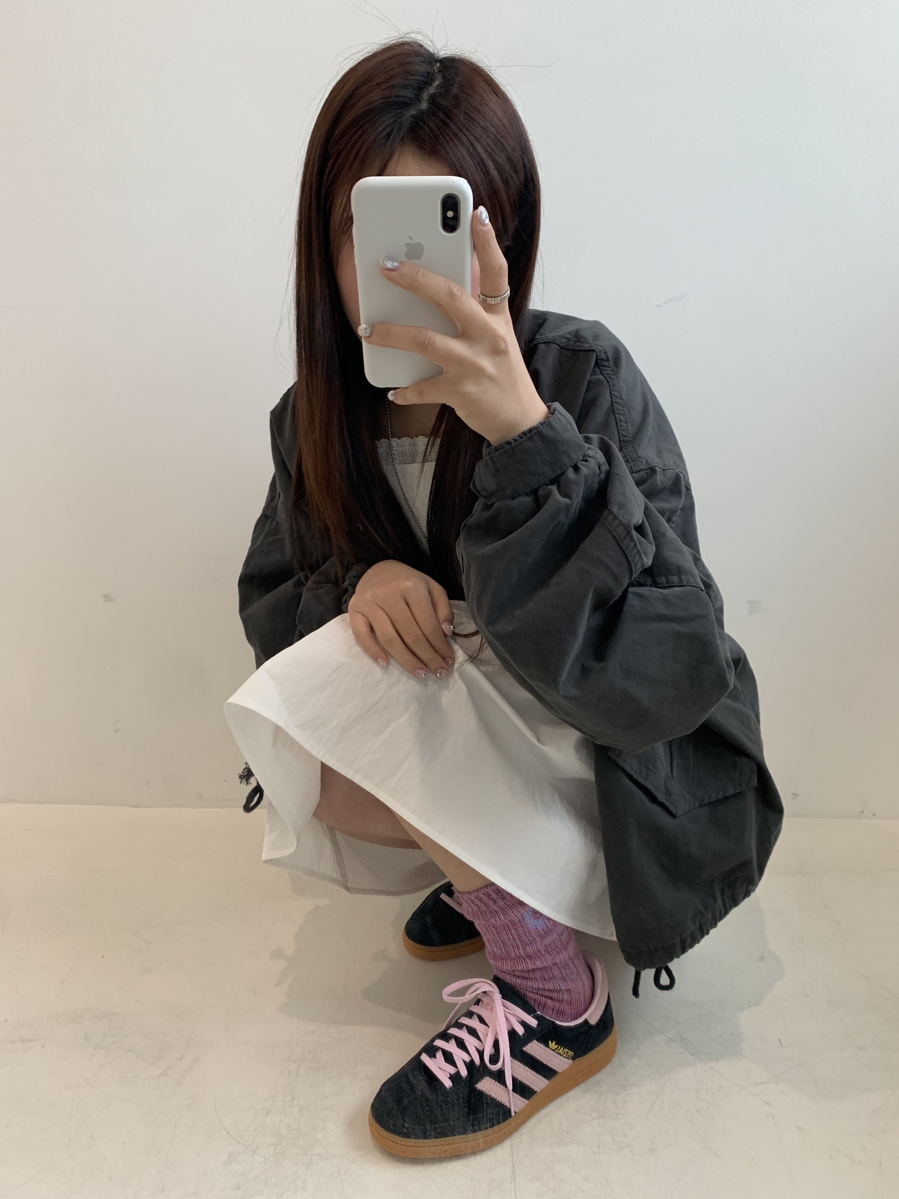 (W) Adidas Spezial Handball Core Black Clear Pink 착용 스타일