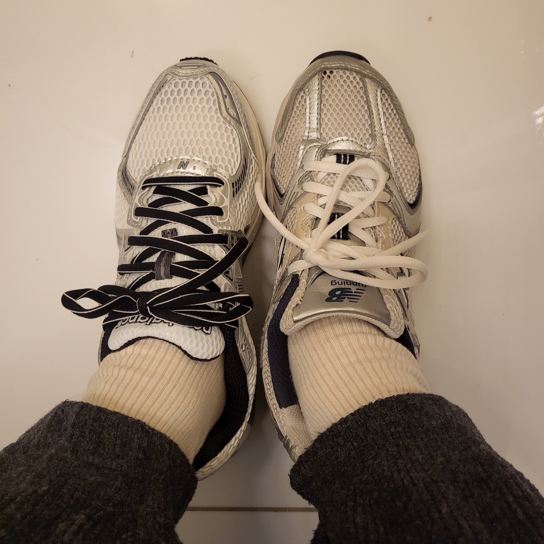 New Balance 860v2 Optic White 착용 스타일 - 2
