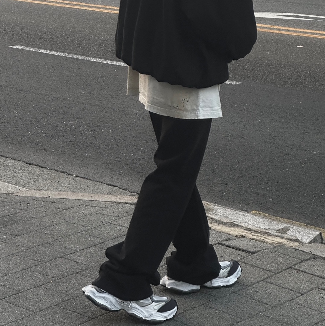 Balenciaga Cargo Sneakers White Grey, Balenciaga Pants Black Faded 착용 스타일