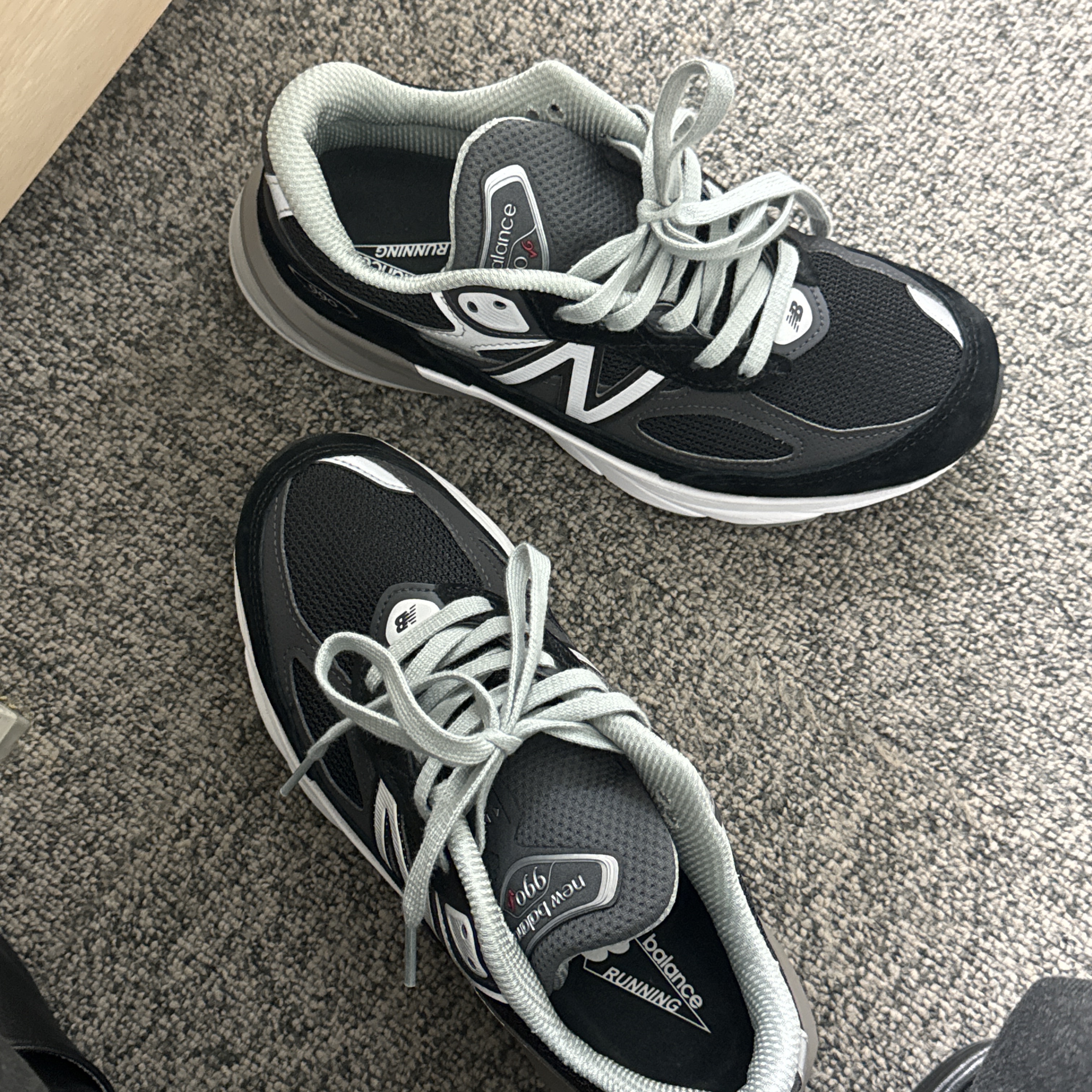 (W) New Balance 990v6 Made in USA Black White - B Standard 착용 스타일