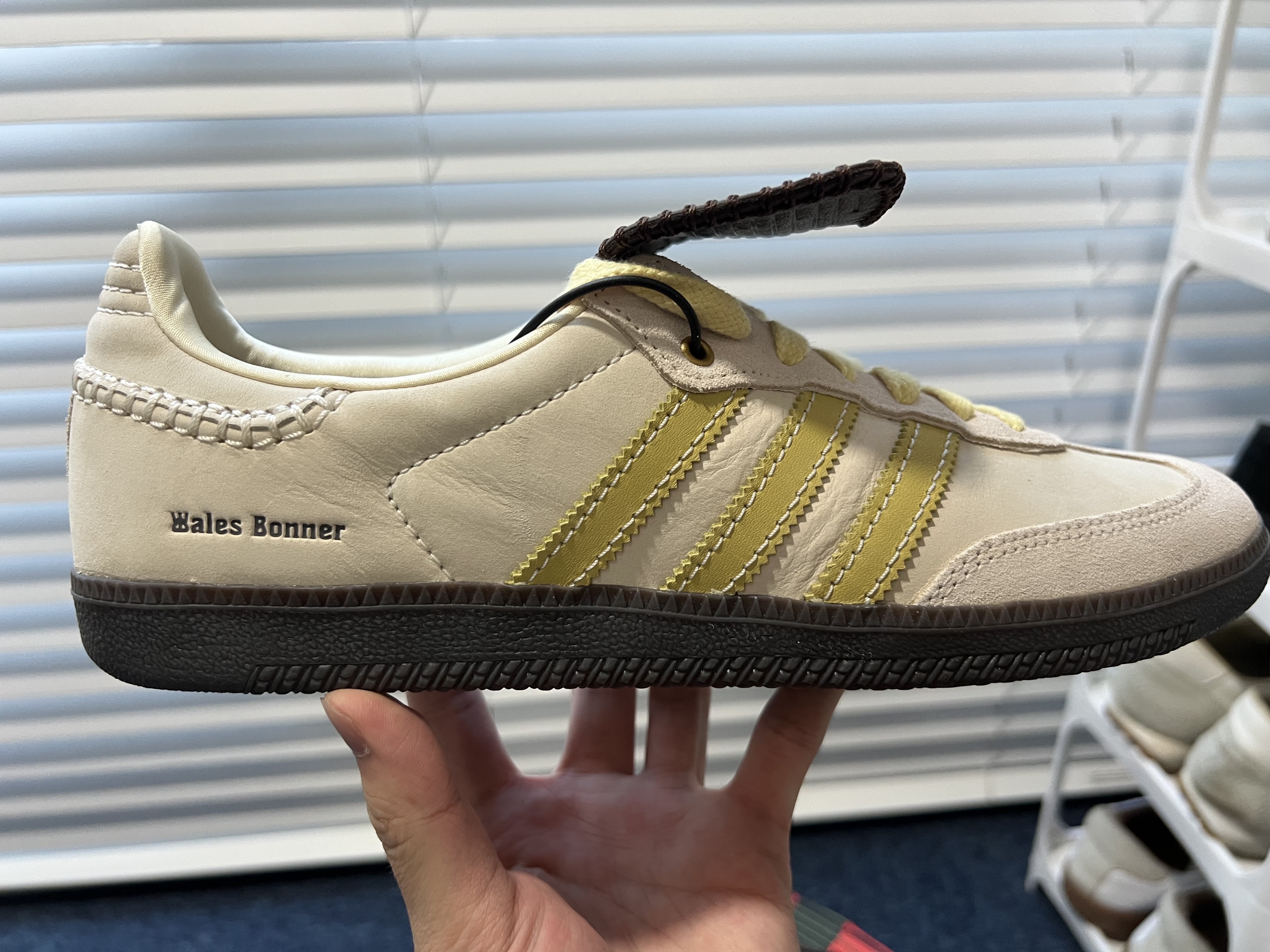 Adidas x Wales Bonner Samba Brown Ecru Tint 착용 스타일 - 3
