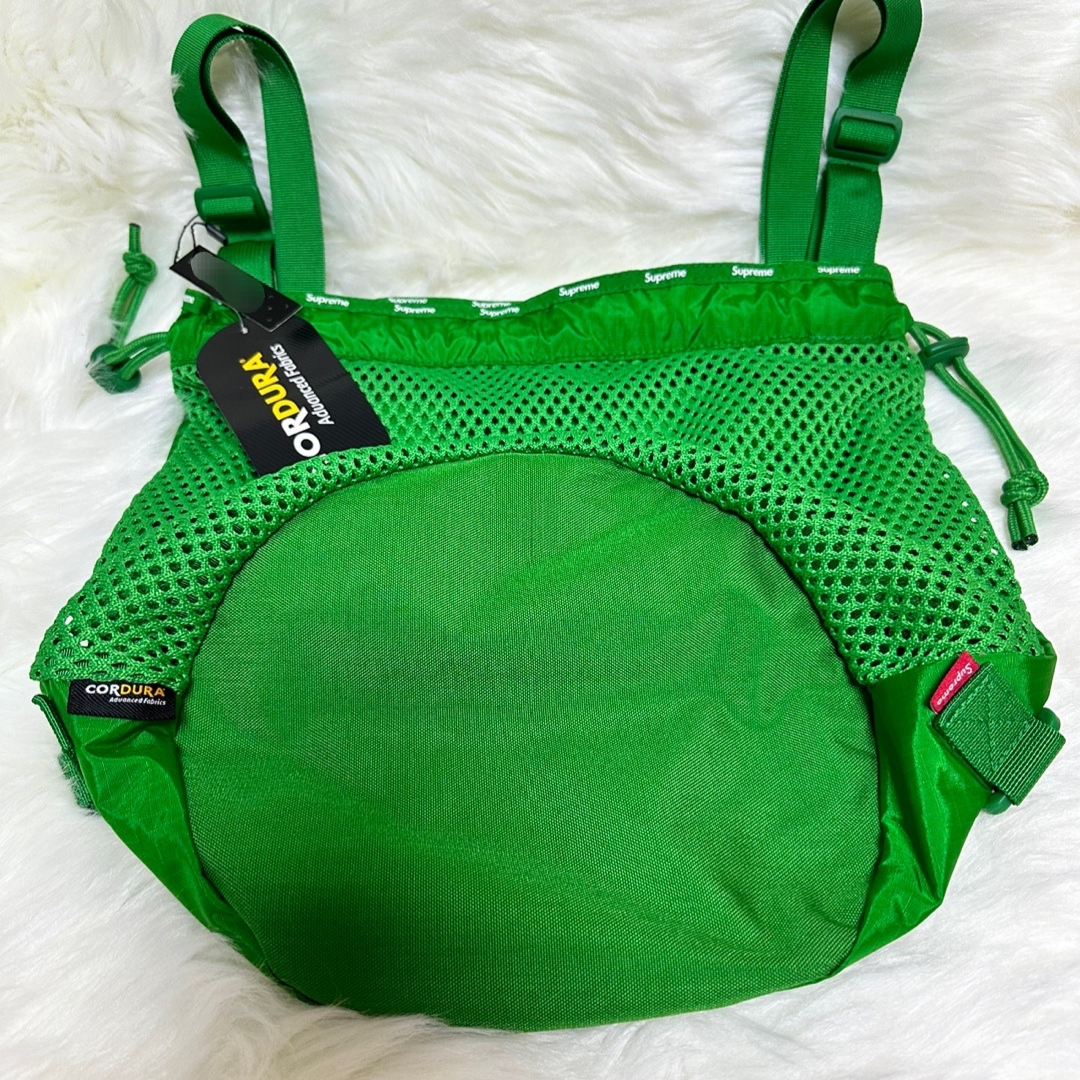 Supreme Mesh Small Backpack Green - 23SS 착용 스타일 - 2