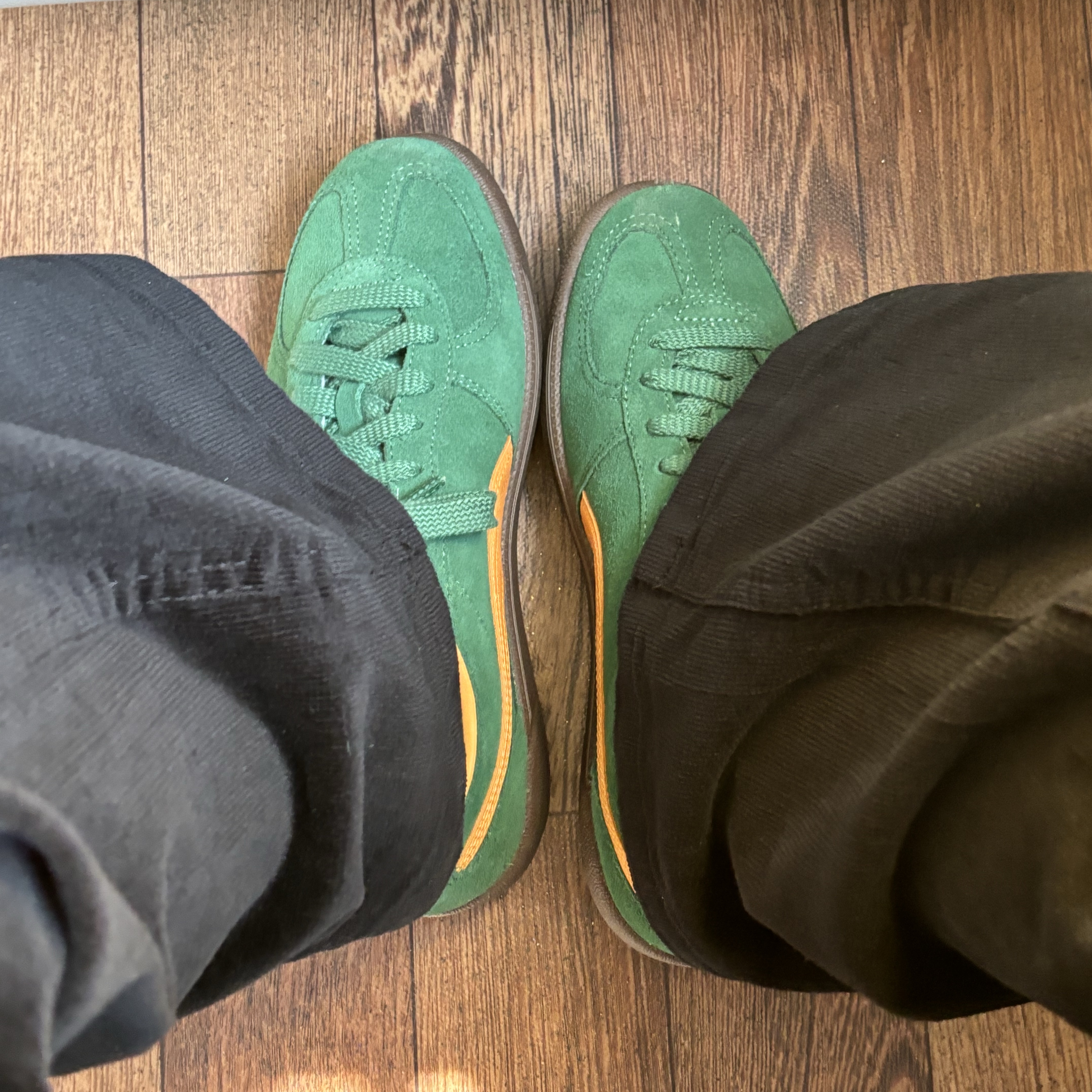 Puma Palermo Vine Clementine 착용 스타일