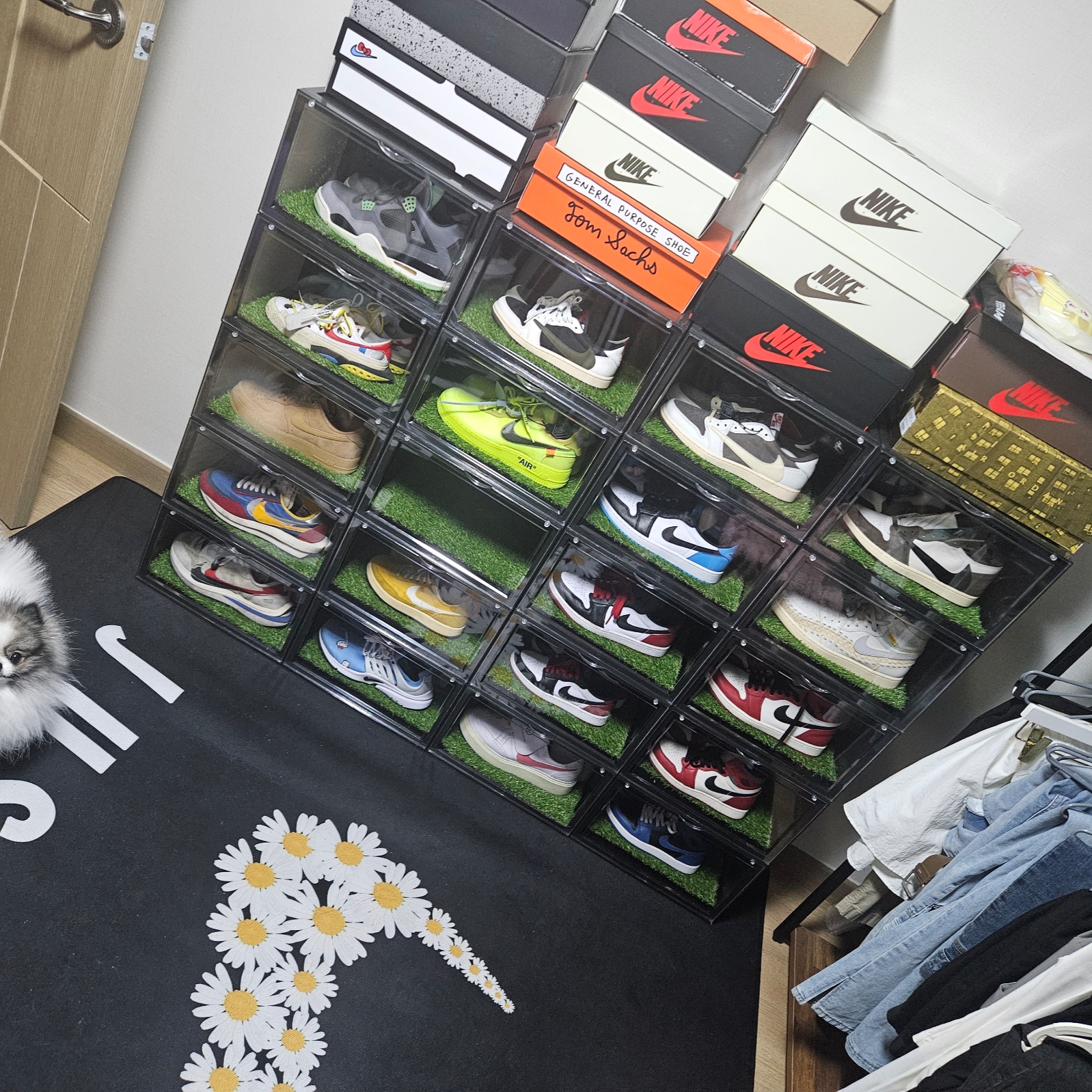 Jordan 1 x Travis Scott Retro Low OG SP Sail and Ridgerock, Jordan 1 x Travis Scott Retro High OG SP Mocha 착용 스타일