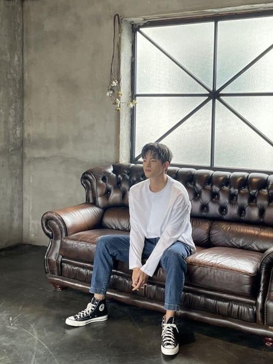 Converse Chuck 70 Hi Black, Converse Chuck 70 High Parchment 착용 스타일 - 3