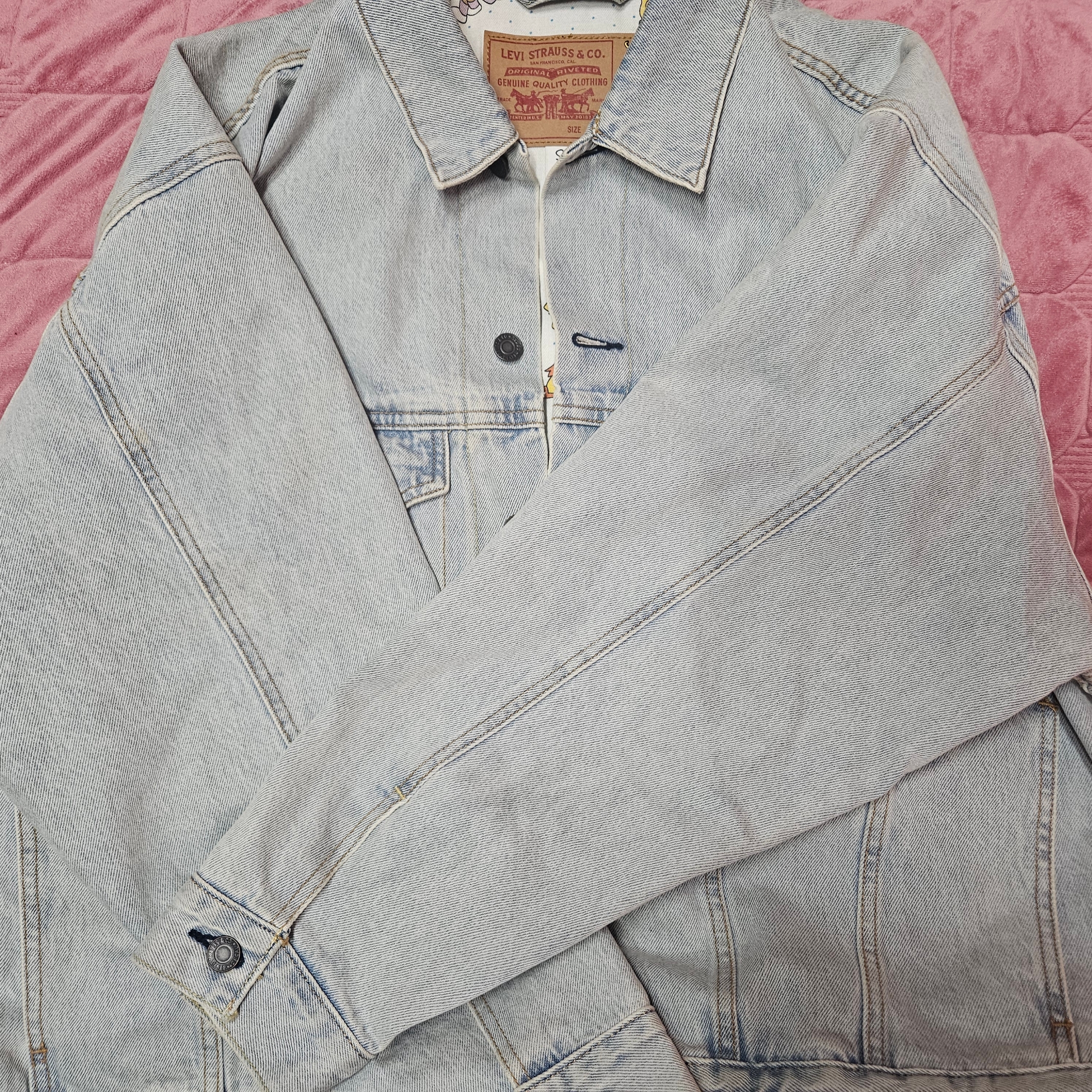 Levi's x The Simpsons Trucker Jacket Blue 착용 스타일 - 2