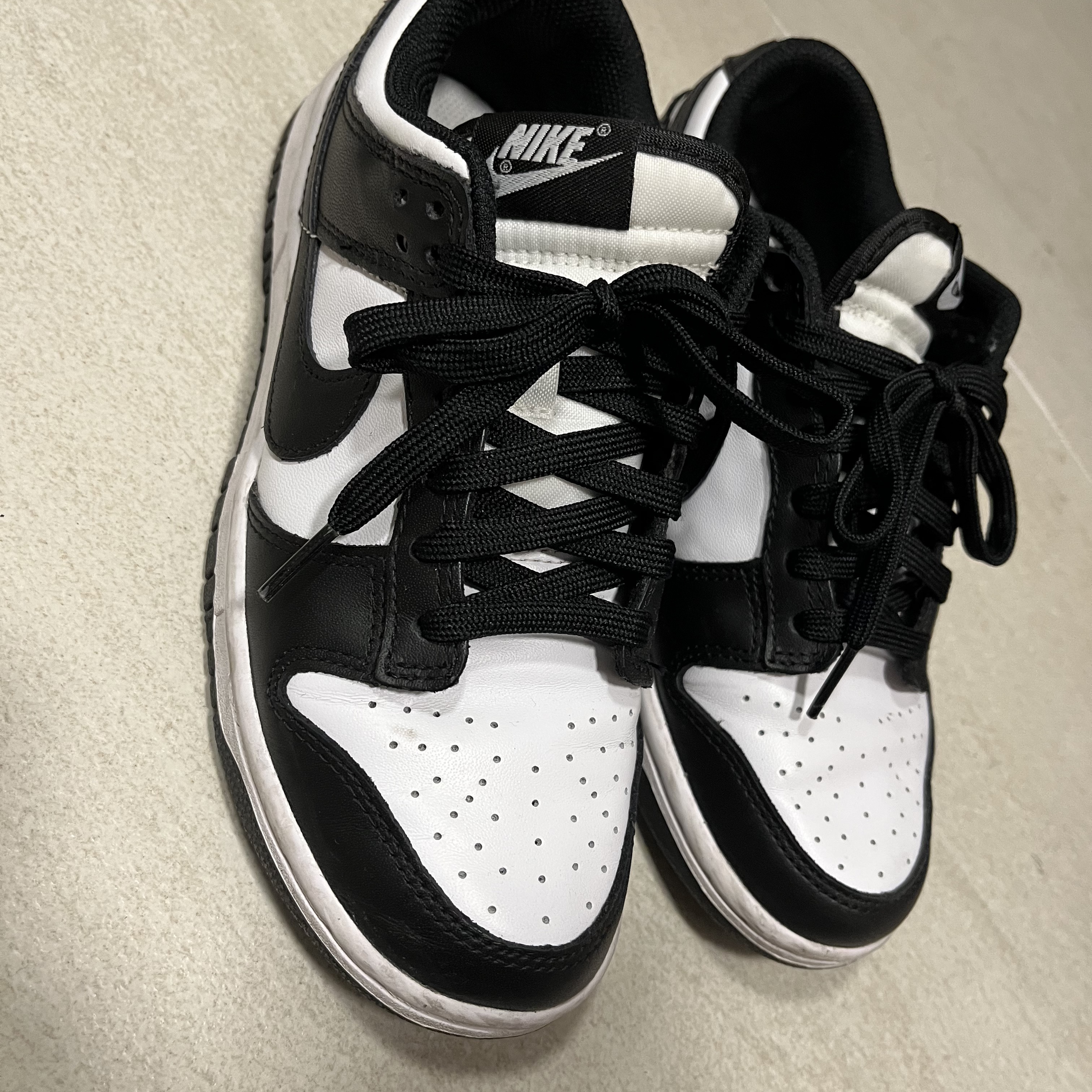 (W) Nike Dunk Low Black 착용 스타일