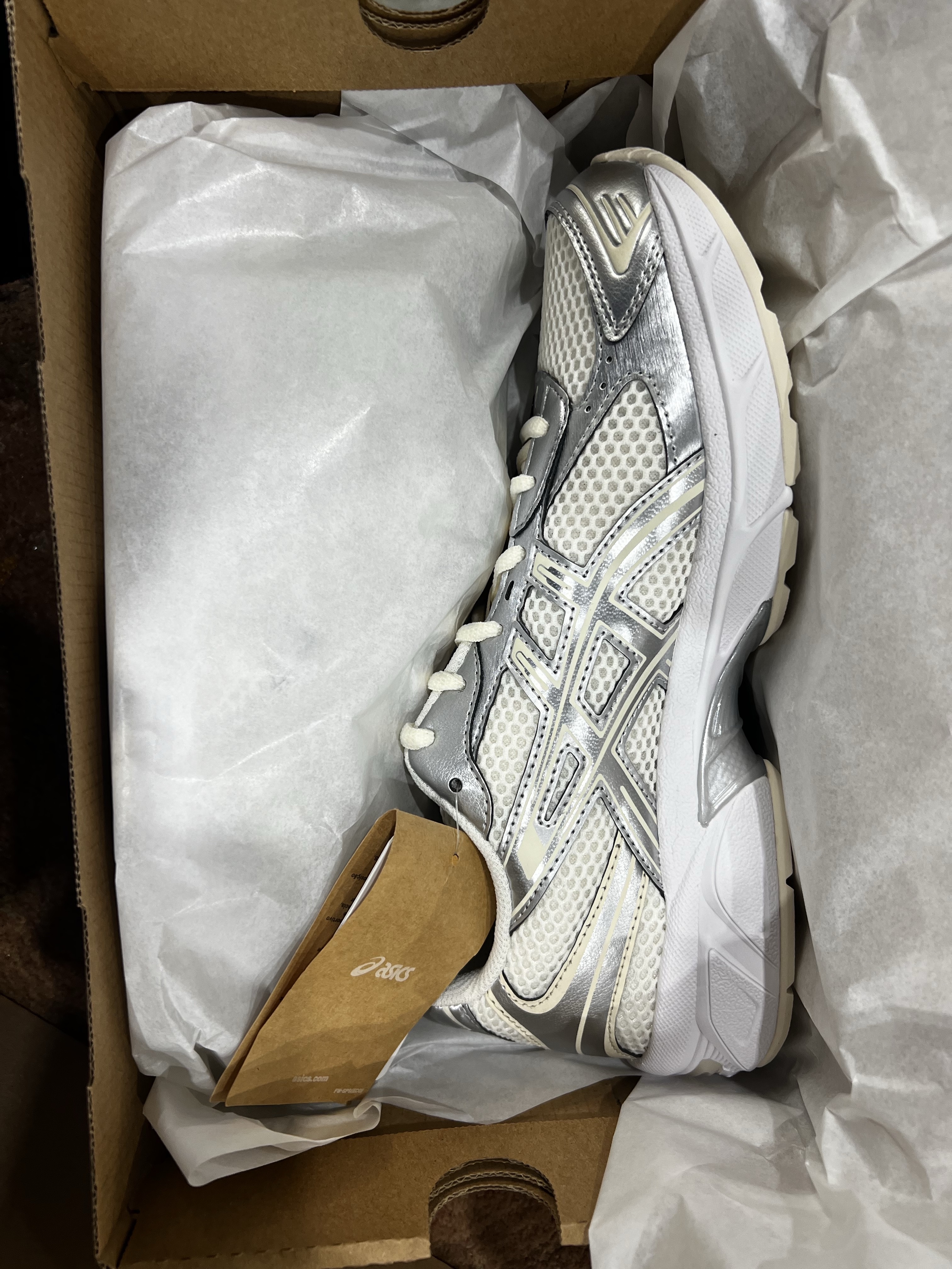 (W) Asics Gel-1130 Cream Pure Silver 착용 스타일