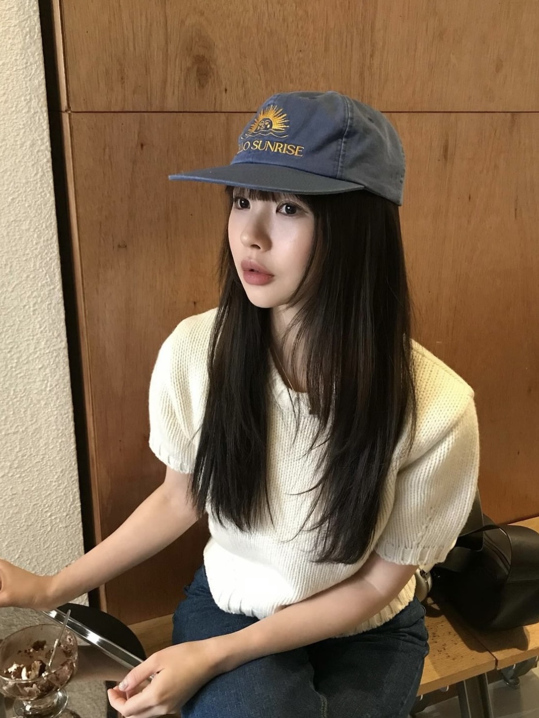 Hello Sunrise Washed HS Arch Logo 6Panel Cap Navy & Orange, Apple AirPods Max Lightning Silver (Korean Ver.) 착용 스타일 - 1