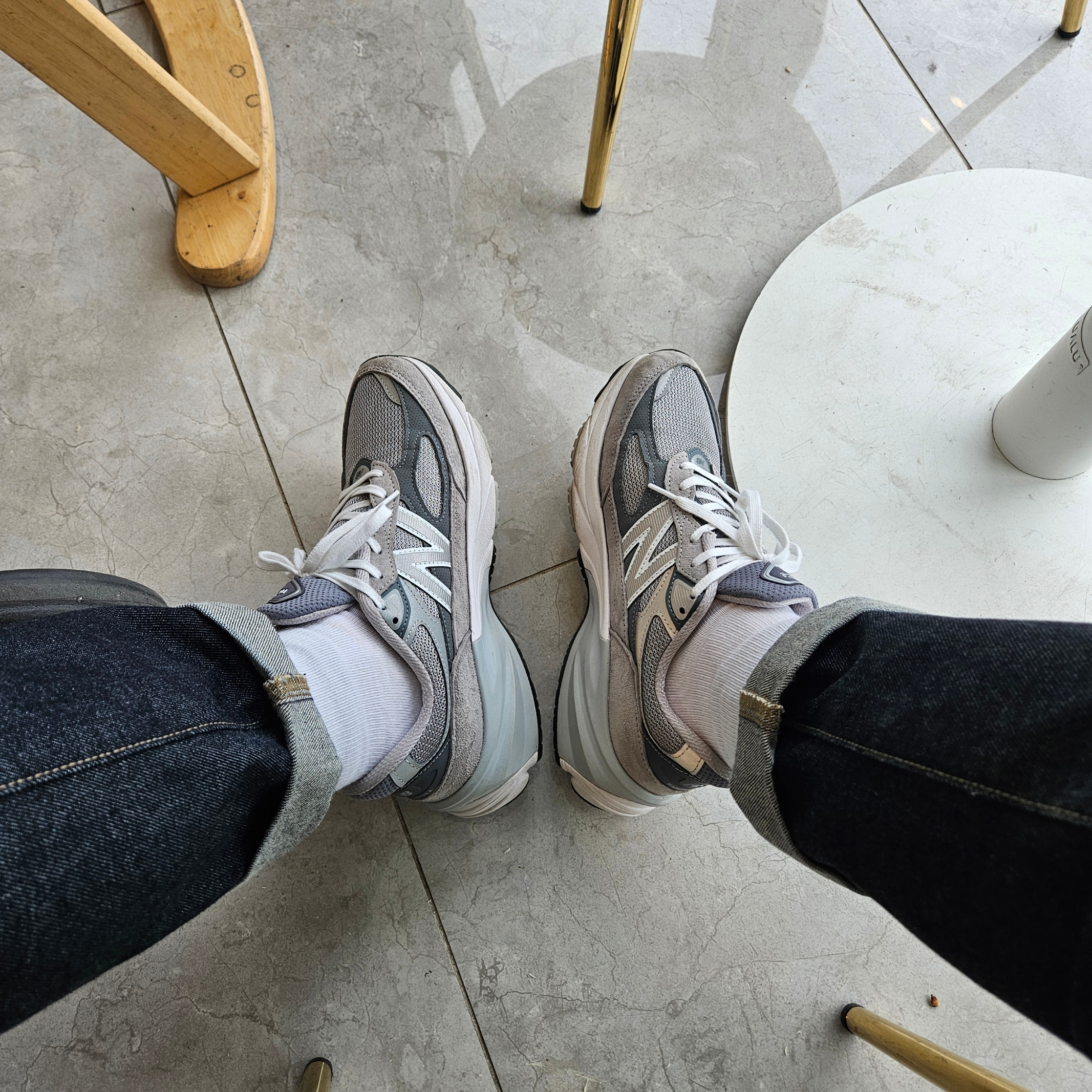 New Balance 990v6 Made in USA Grey - D Standard 착용 스타일