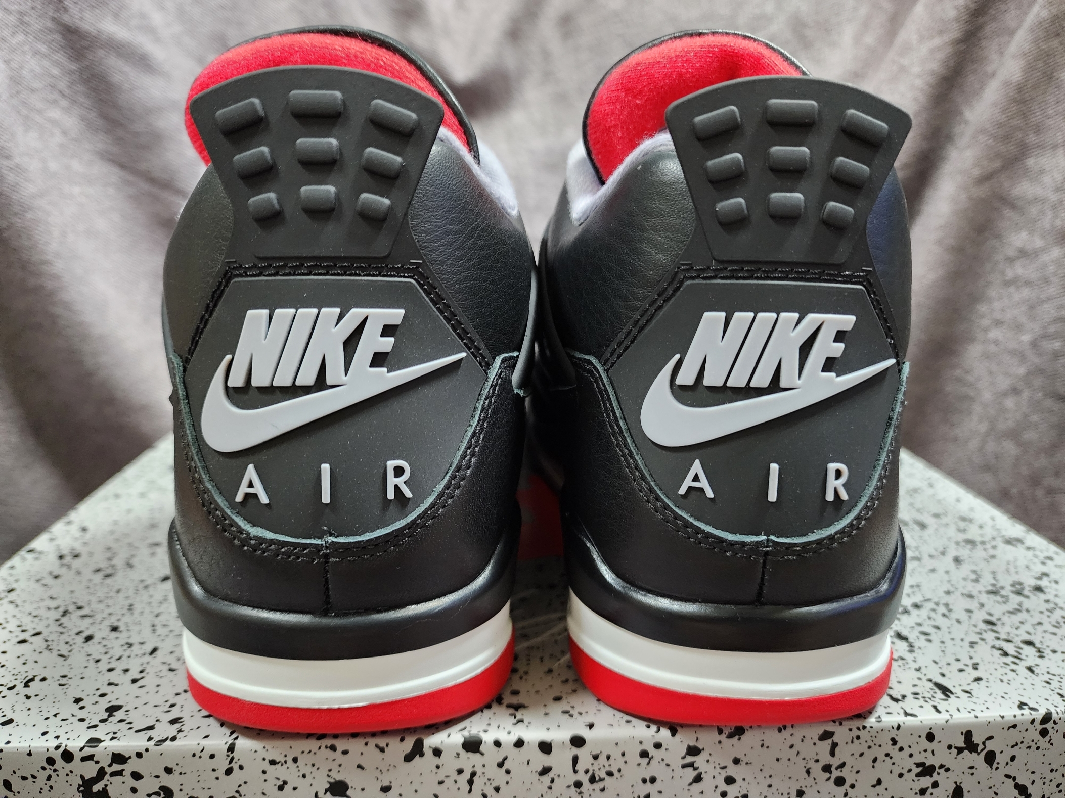 Jordan 4 Retro Bred Reimagined 착용 스타일 - 3