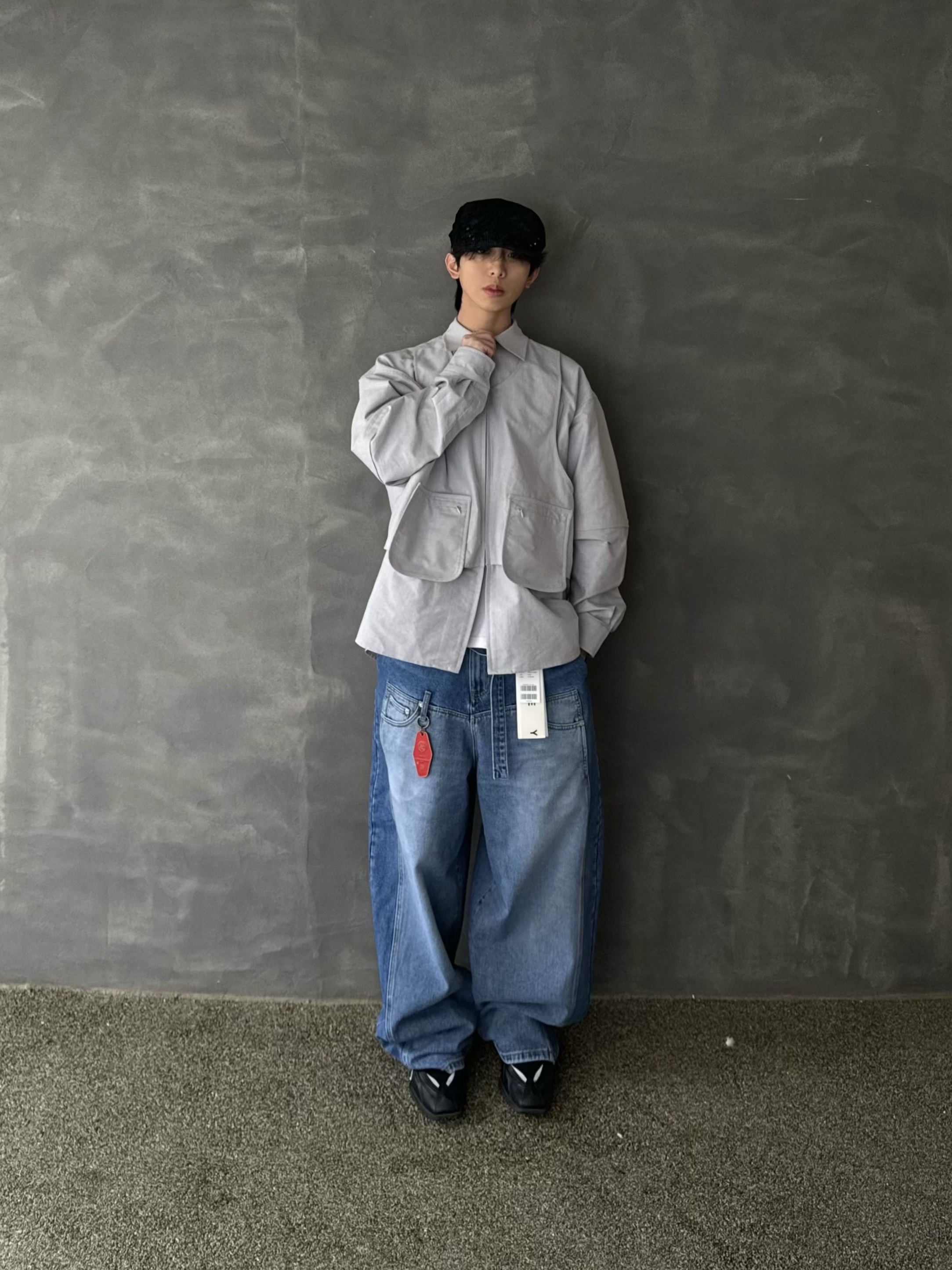 Nos Couleurs Paisley Rivet Hunting Cap Black, Nike x Martine Rose Shox MR4 Black 착용 스타일 - 1