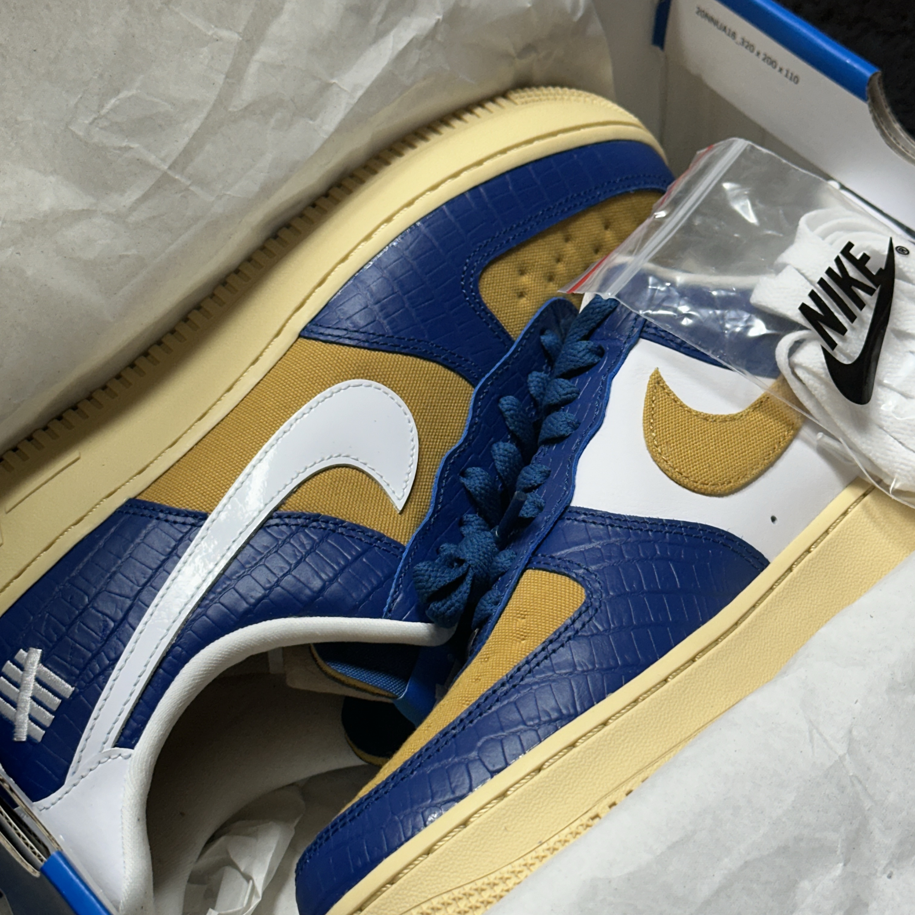 Nike x Undefeated Air Force 1 Low SP 5 On It Court Blue 착용 스타일
