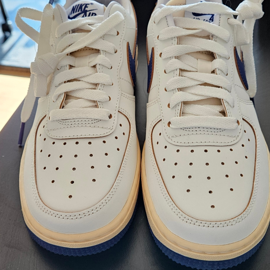 (W) Nike Air Force 1 '07 Sail Pale Vanilla 착용 스타일 - 2