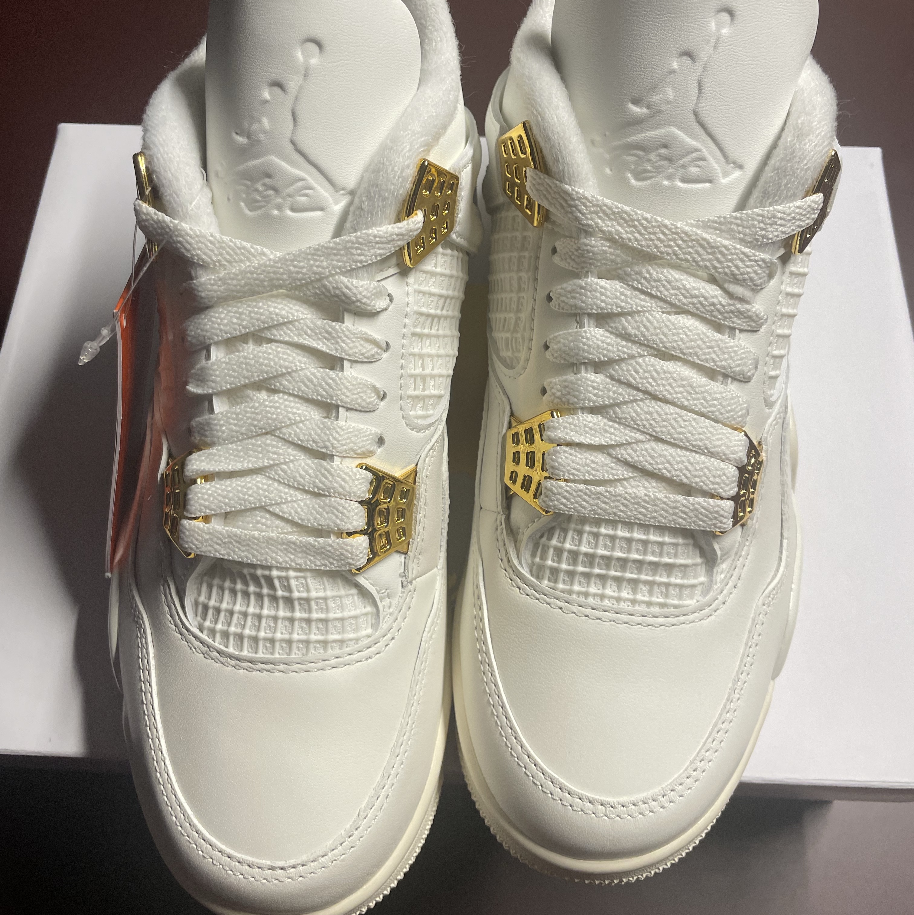 (W) Jordan 4 Retro Metallic Gold 착용 스타일 - 3