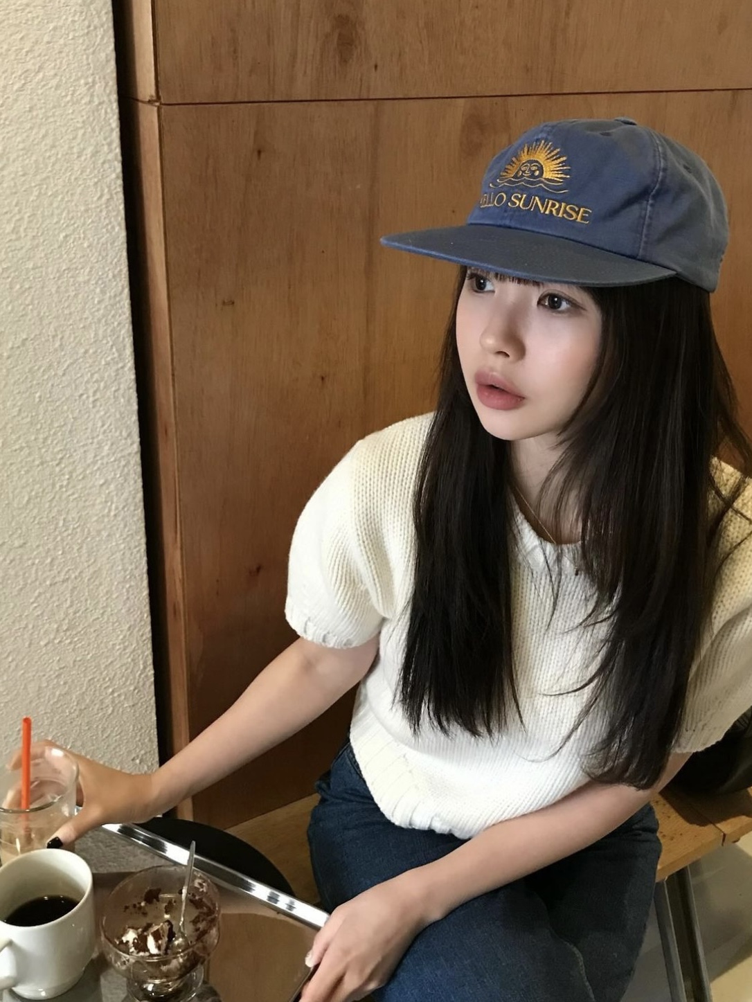 Hello Sunrise Washed HS Arch Logo 6Panel Cap Navy & Orange, Apple AirPods Max Lightning Silver (Korean Ver.) 착용 스타일 - 2