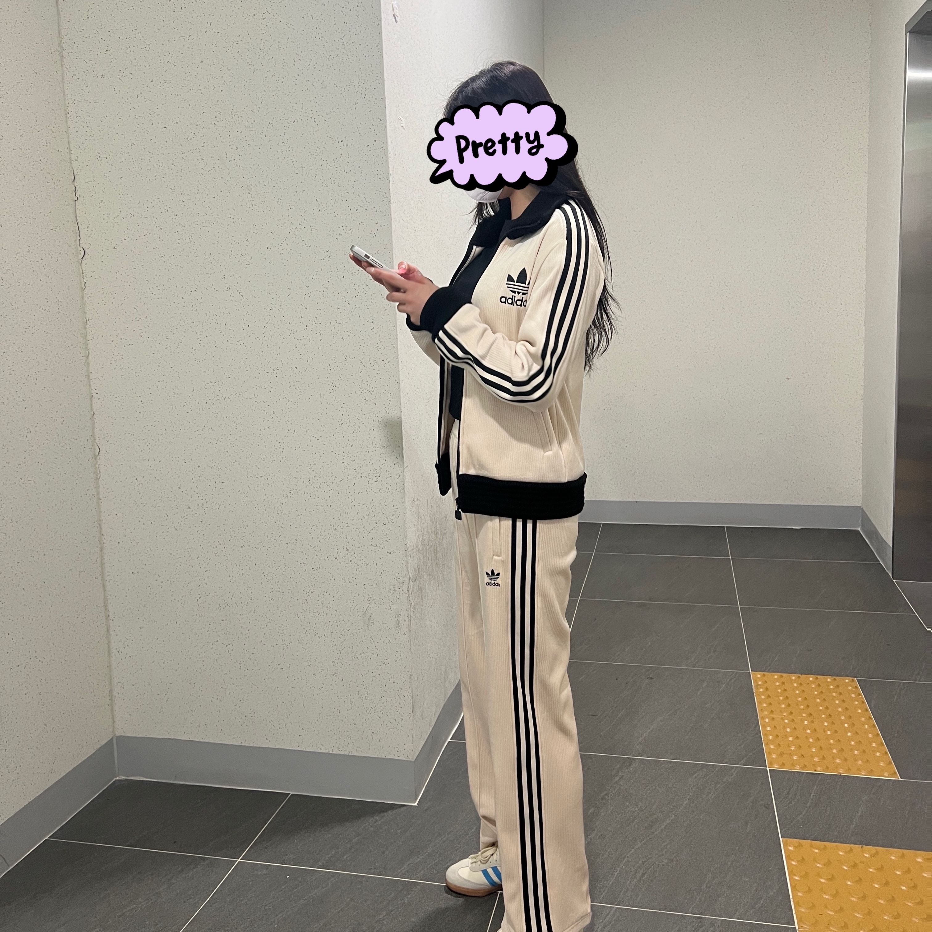 (W) Adidas Originals Premium Beckenbauer Luxe Track Jacket Wonder White - KR Sizing 착용 스타일