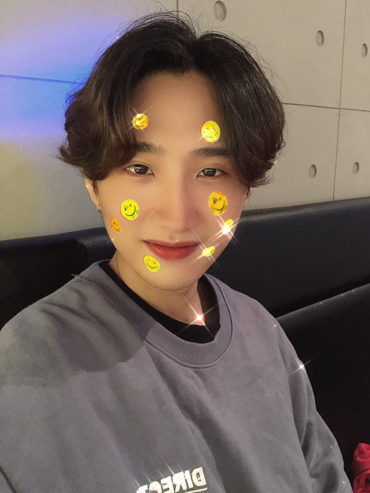KREAM 프로필 이미지
