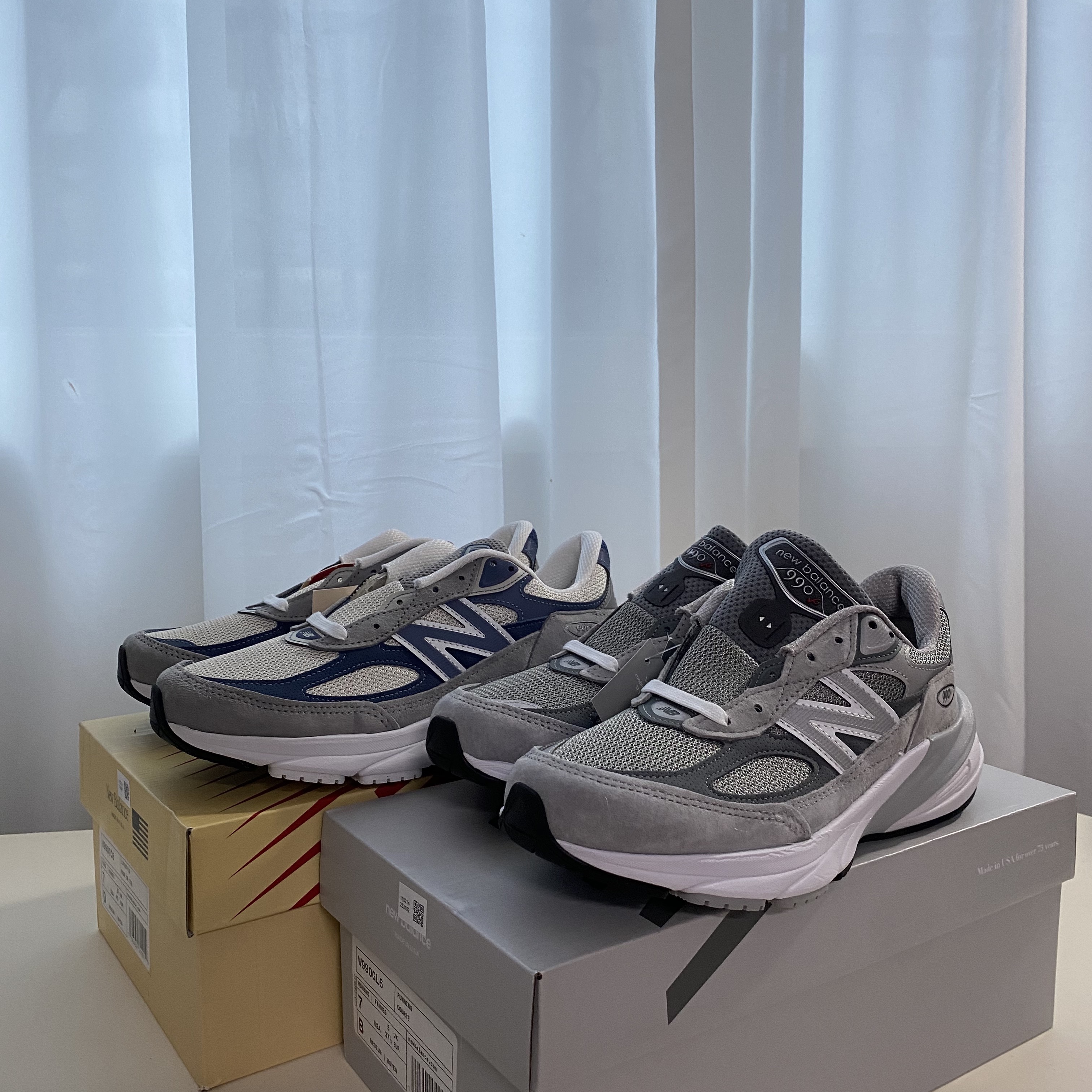 (W) New Balance 990v6 Made in USA Grey - B Standard, New Balance 990v6 Made in USA Gray Suede 착용 스타일 - 2