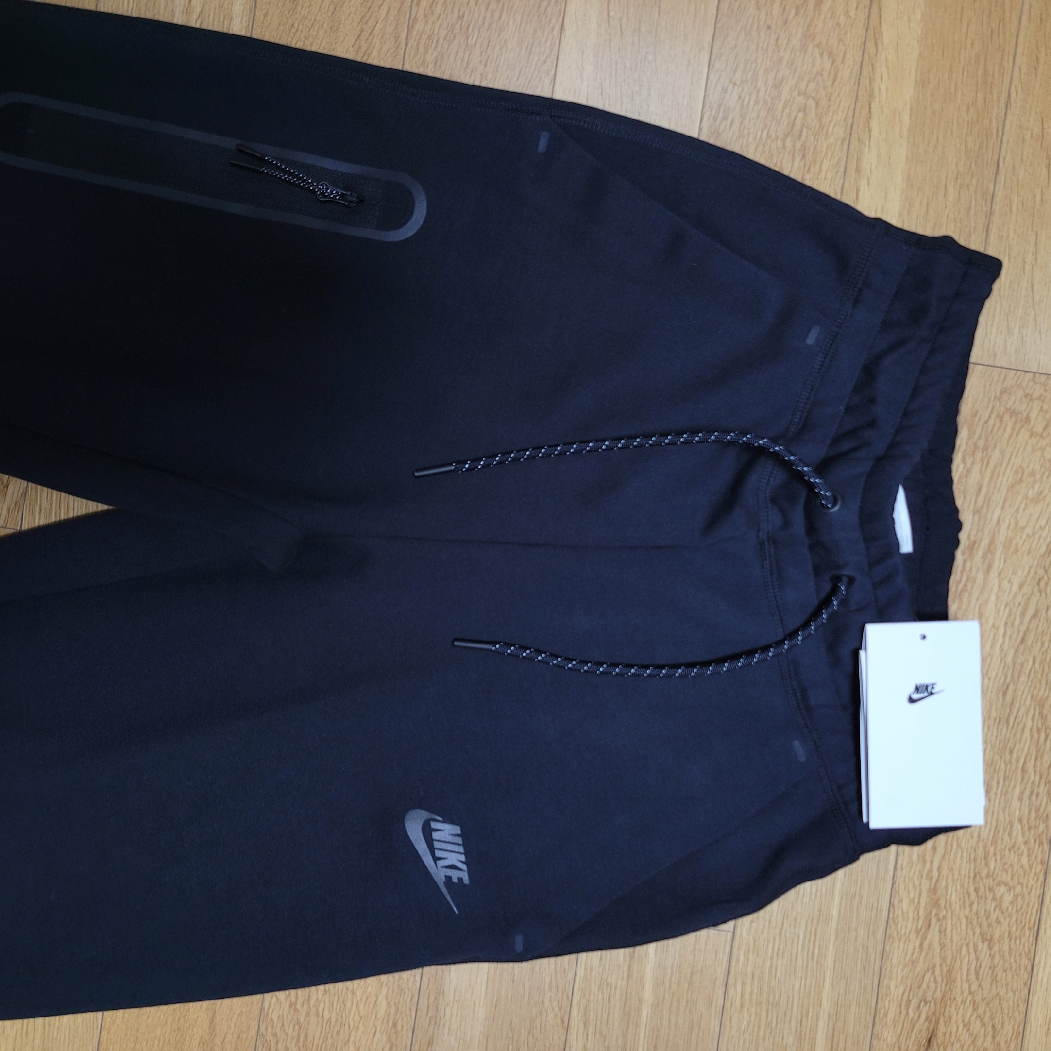 (W) Nike NSW Tech Fleece Pants Black - Asia 착용 스타일 - 3