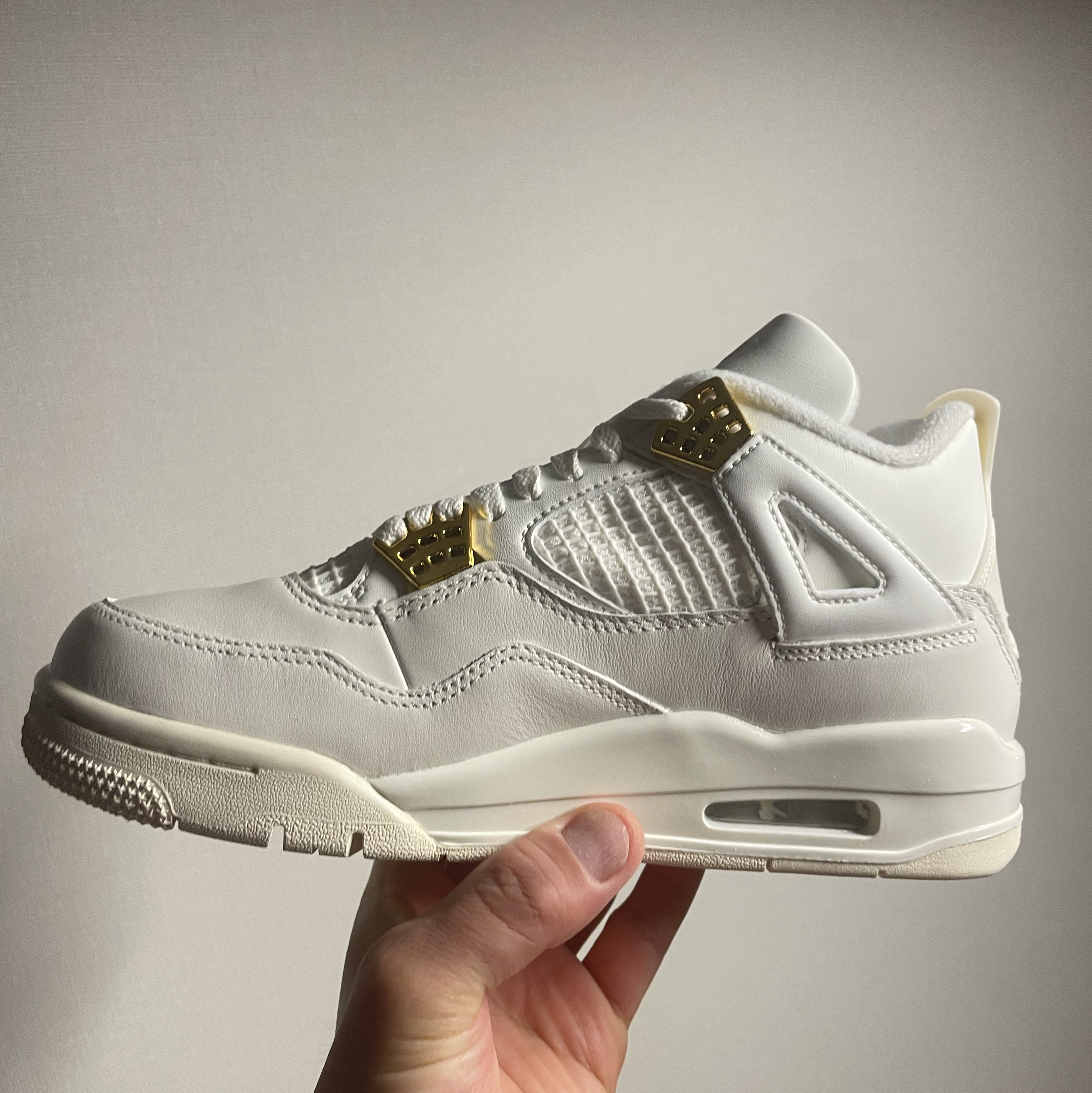 (W) Jordan 4 Retro Metallic Gold 착용 스타일 - 7