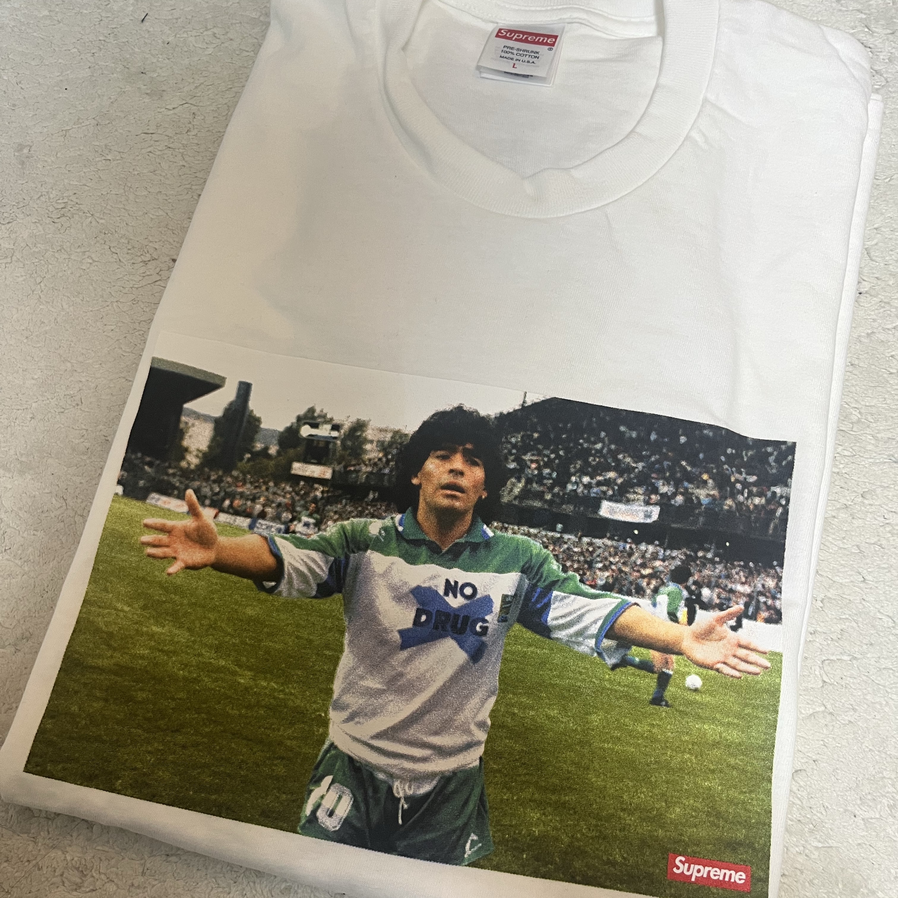 Supreme Maradona T-Shirt White - 24SS 착용 스타일