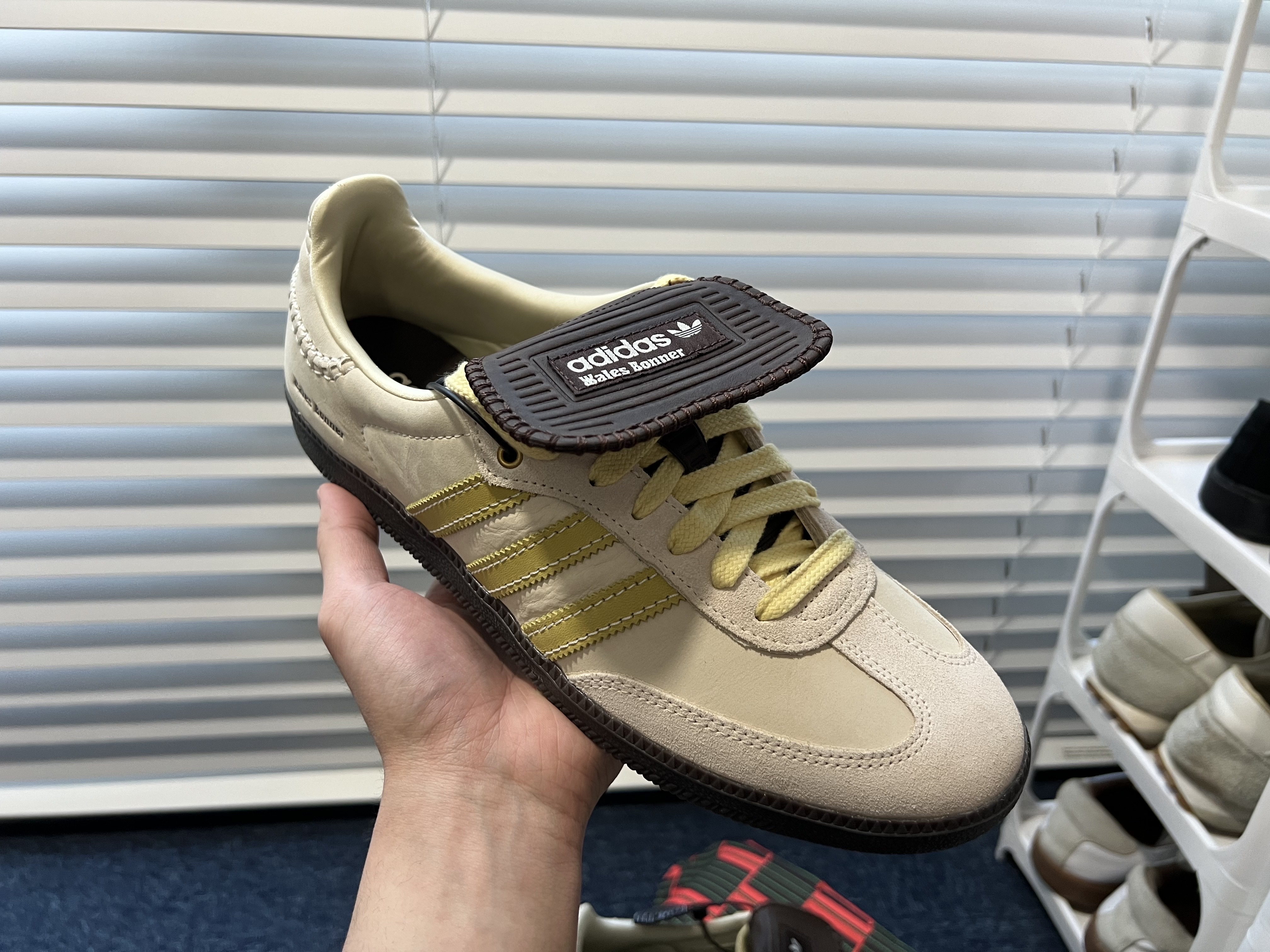Adidas x Wales Bonner Samba Brown Ecru Tint 착용 스타일 - 2