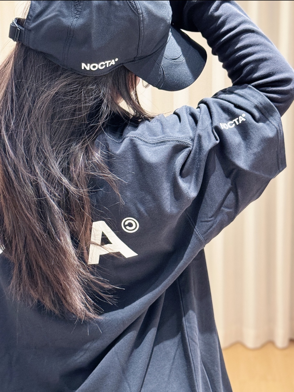 Nike x Drake Nocta Max 90 T-Shirt Black (FN7663-010), Nike x Drake Nocta Club Cap Black 착용 스타일 - 2