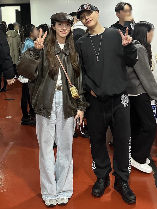 Chrome Hearts Horseshoe Fuck you Logo Sweatpants Black 착용 스타일