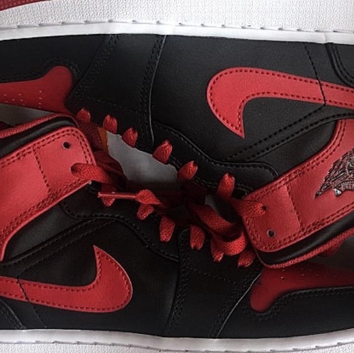 Jordan 1 Mid Bred Banned 2020 착용 스타일