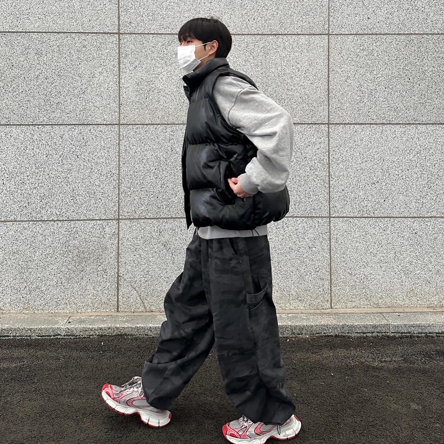 Balenciaga 3XL Sneakers White Red 착용 스타일 - 4