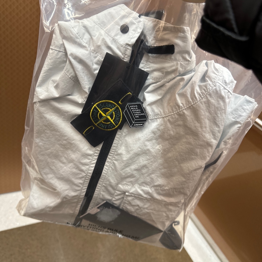 Stone Island 40223 Membrana 3L TC Garment Dyed Hooded Jacket Ice - 22SS 착용 스타일