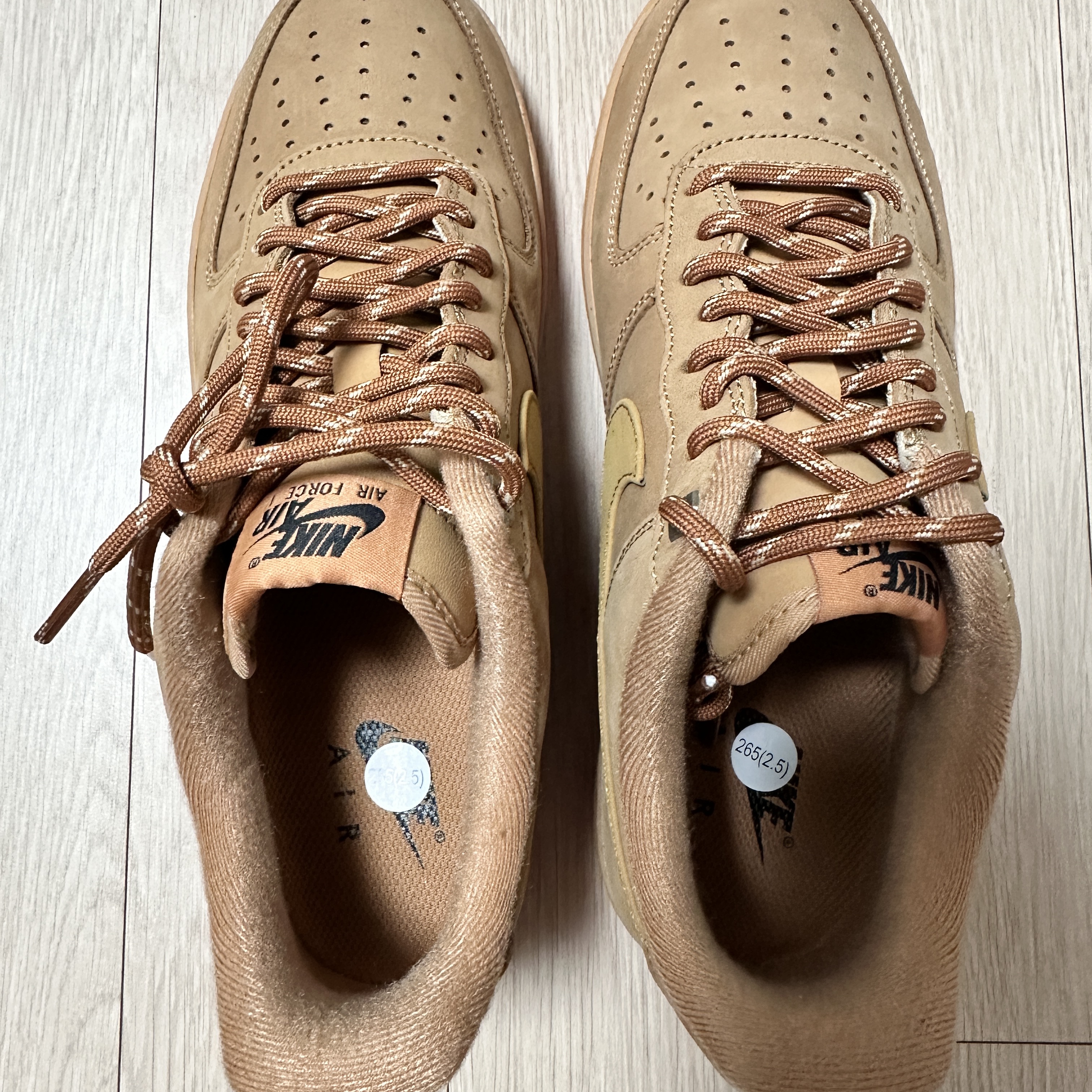 Nike Air Force 1 '07 WB Flax 착용 스타일 - 1