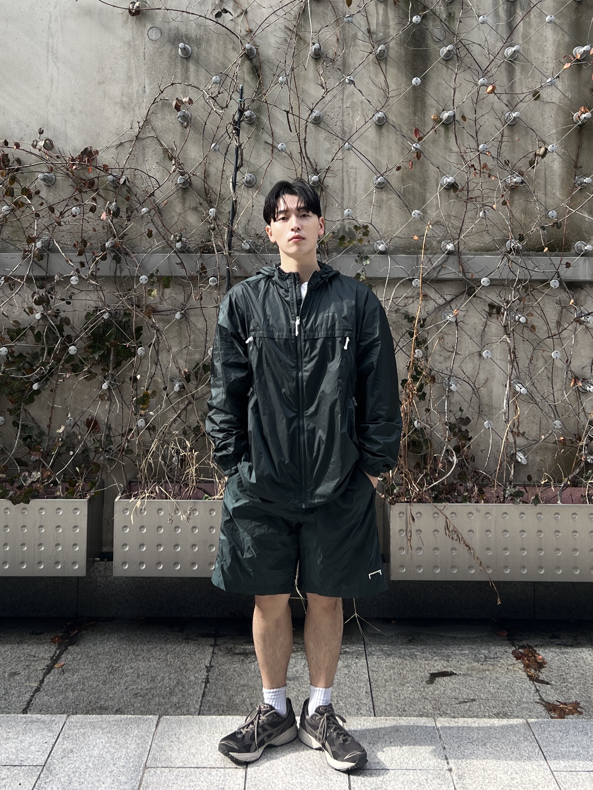 Asics Gel-Kayano 14 Dark Sepia Dark Taupe 착용 스타일 - 2