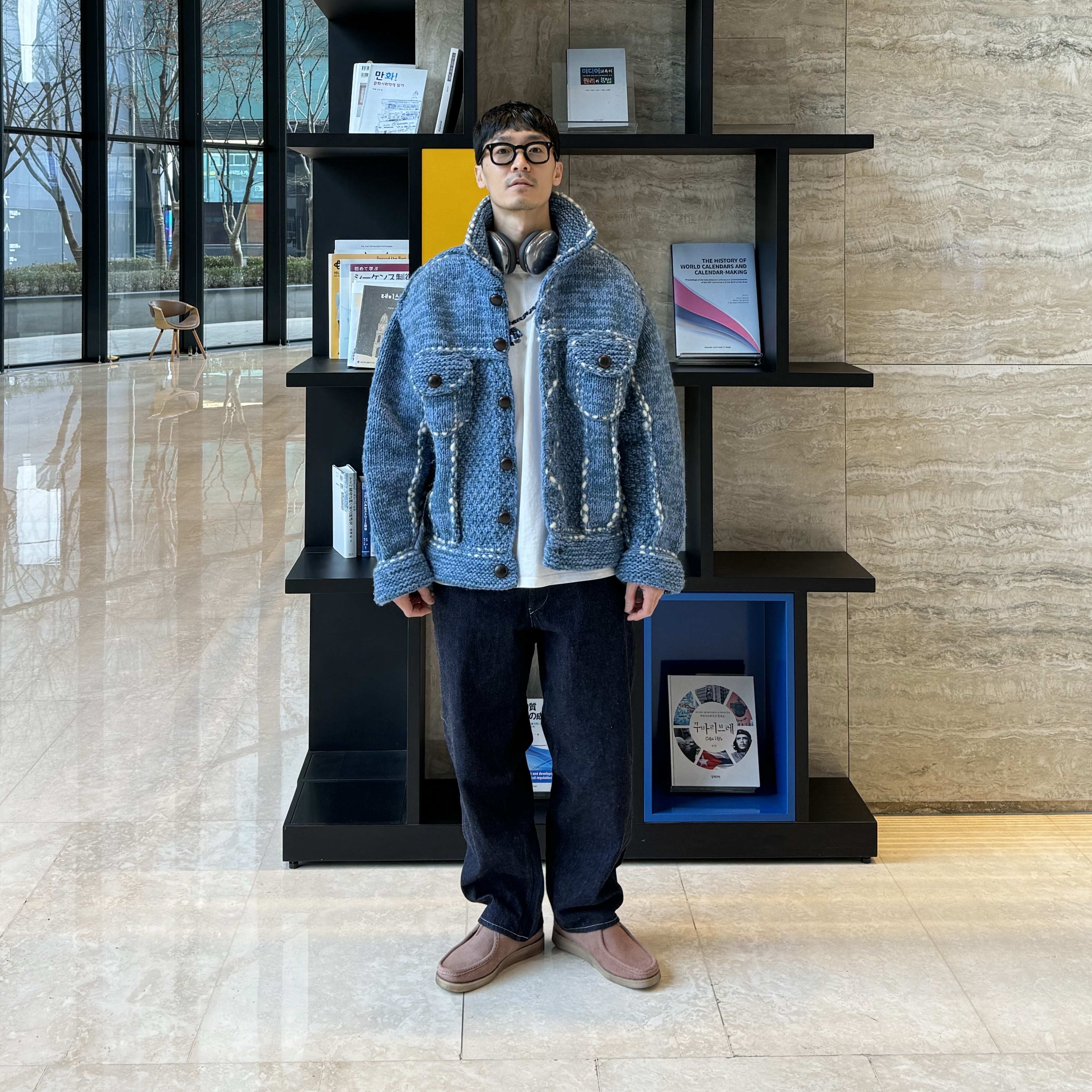 Kapital Wool Hand Knit Cowichan G Jean Navy, Comoli Belted Denim Pants Navy - 23AW 착용 스타일 - 1