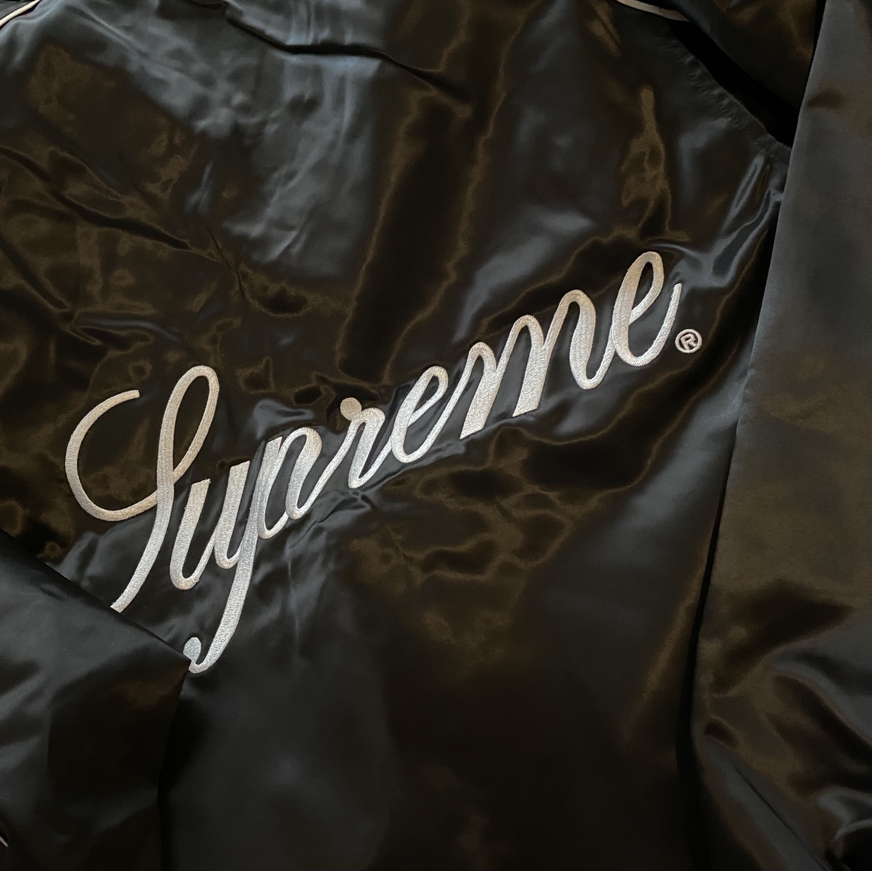 Supreme Satin Hooded Track Jacket Black - 24SS 착용 스타일 - 3